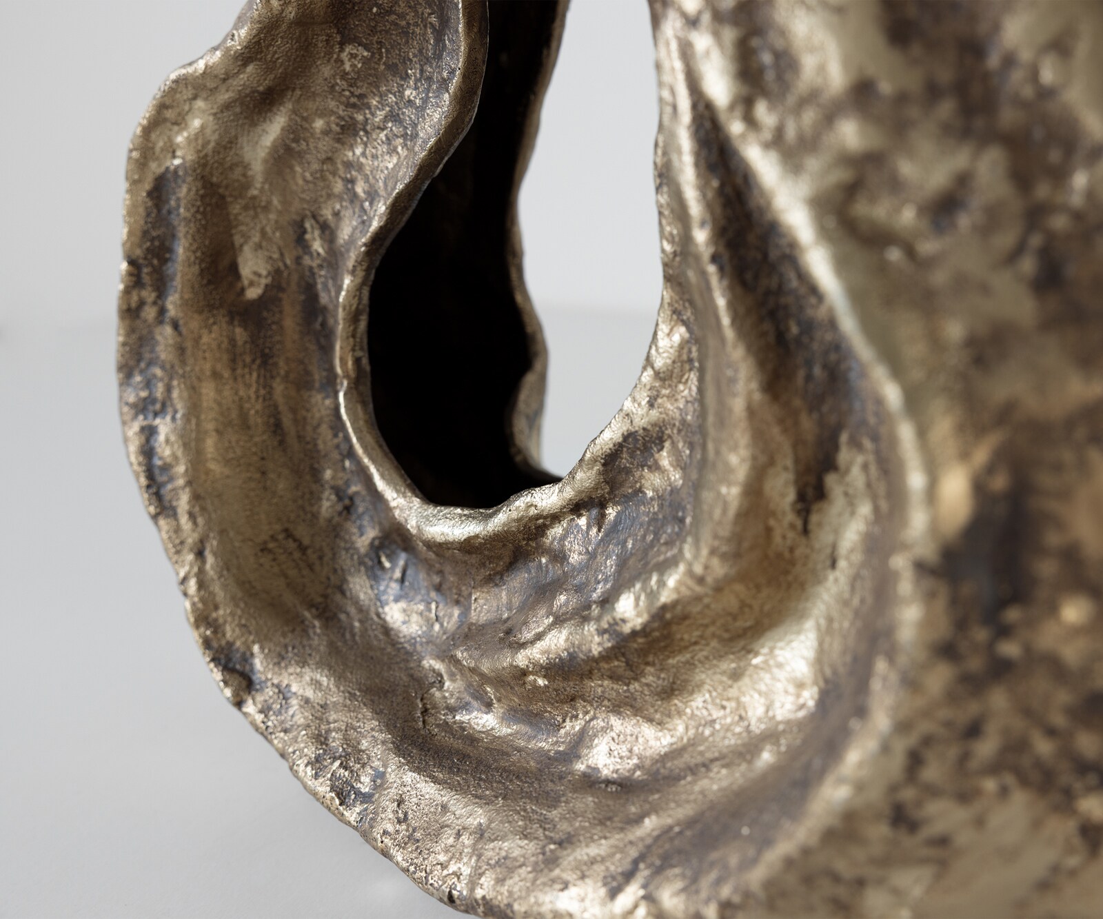 Skulptur Nexora B40 x T15 x H33 cm Aluminium Oro Antico Handgemacht 2