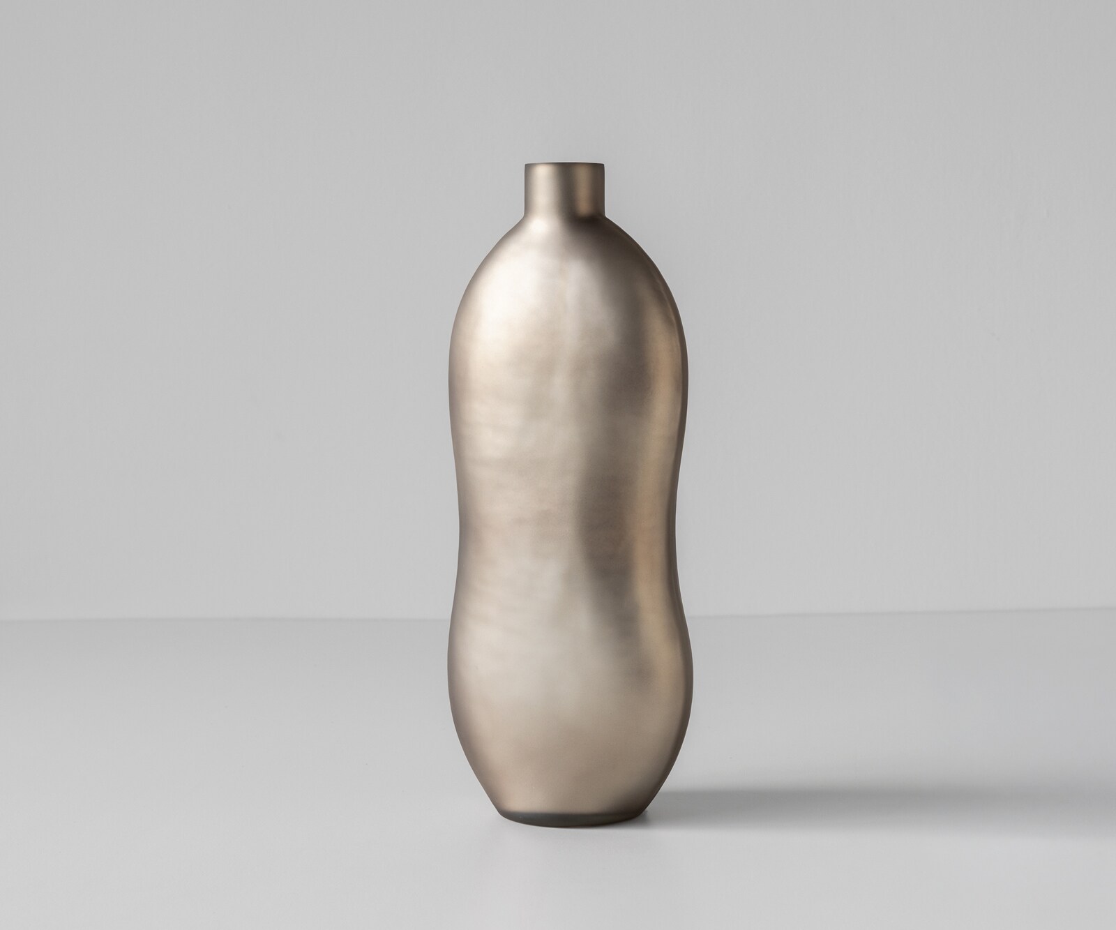 Vase Mireva l18 x P11 x H41 cm Verre Opal Soufflé à la bouche