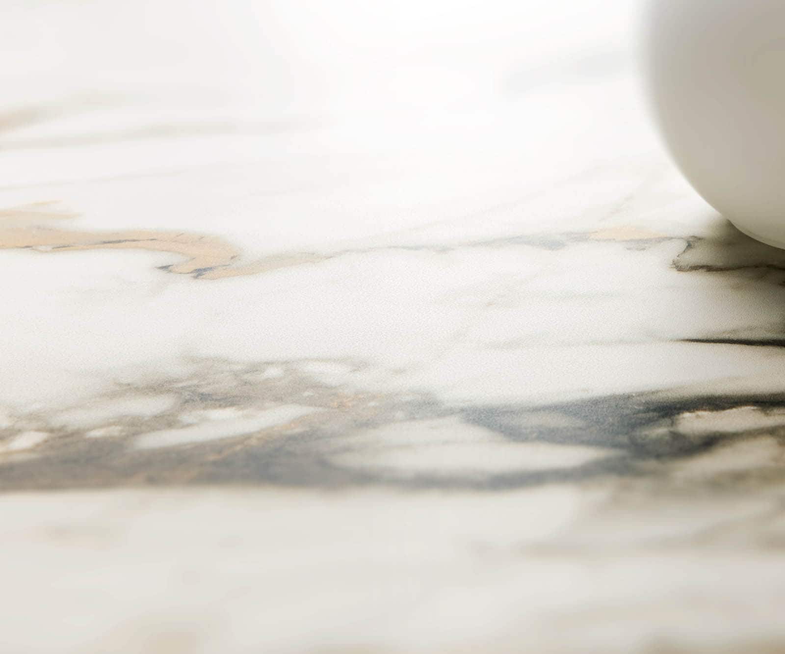 Esstisch Edge Boot 240x120 Keramik Calacatta Luxe Weiß-Gold-Grau V-Gestell Flachstahl Schwarz 4