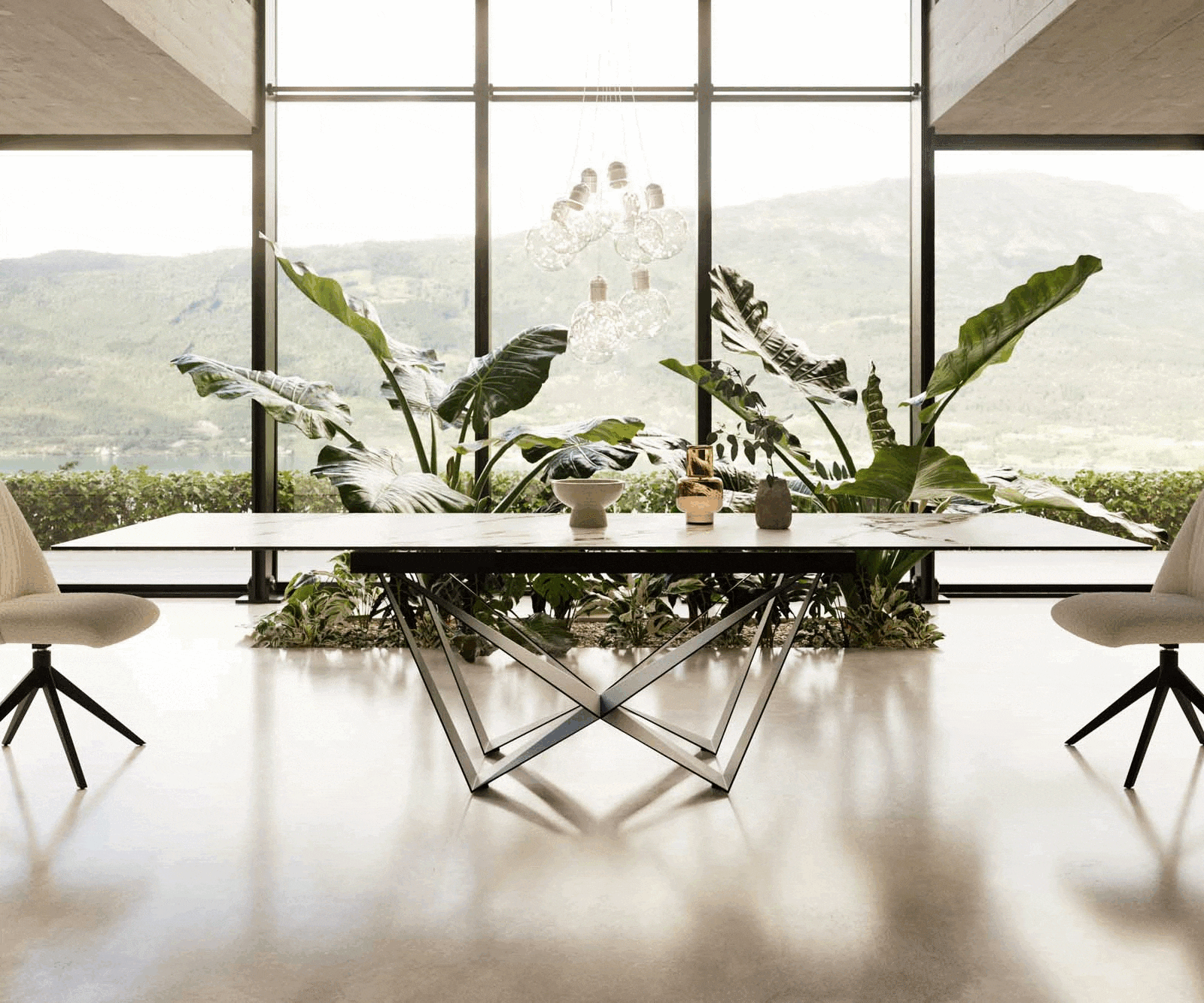 Esstisch Edge 200-300x100 Keramik Calacatta Luxe Weiß-Gold-Grau Spider Flachstahl Schwarz ausziehbar 1 Esstisch Edge 200-300x100 Keramik Calacatta Luxe Weiß-Gold-Grau Spider Flachstahl Schwarz ausziehbar 1