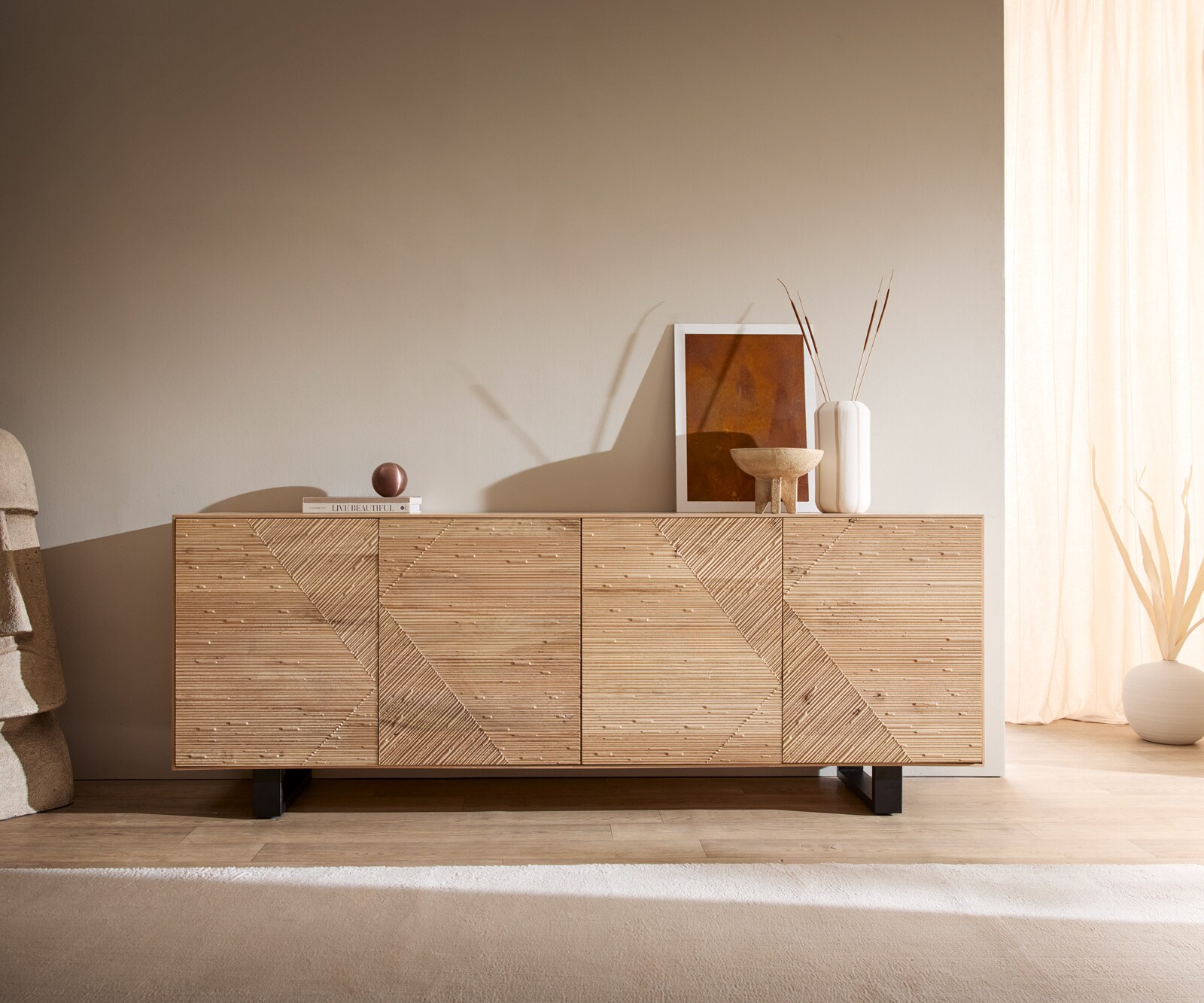 Sideboard Tereos 200 cm Eiche Natur 3D Effekt 4 Türen Kufe Metall Schwarz 1