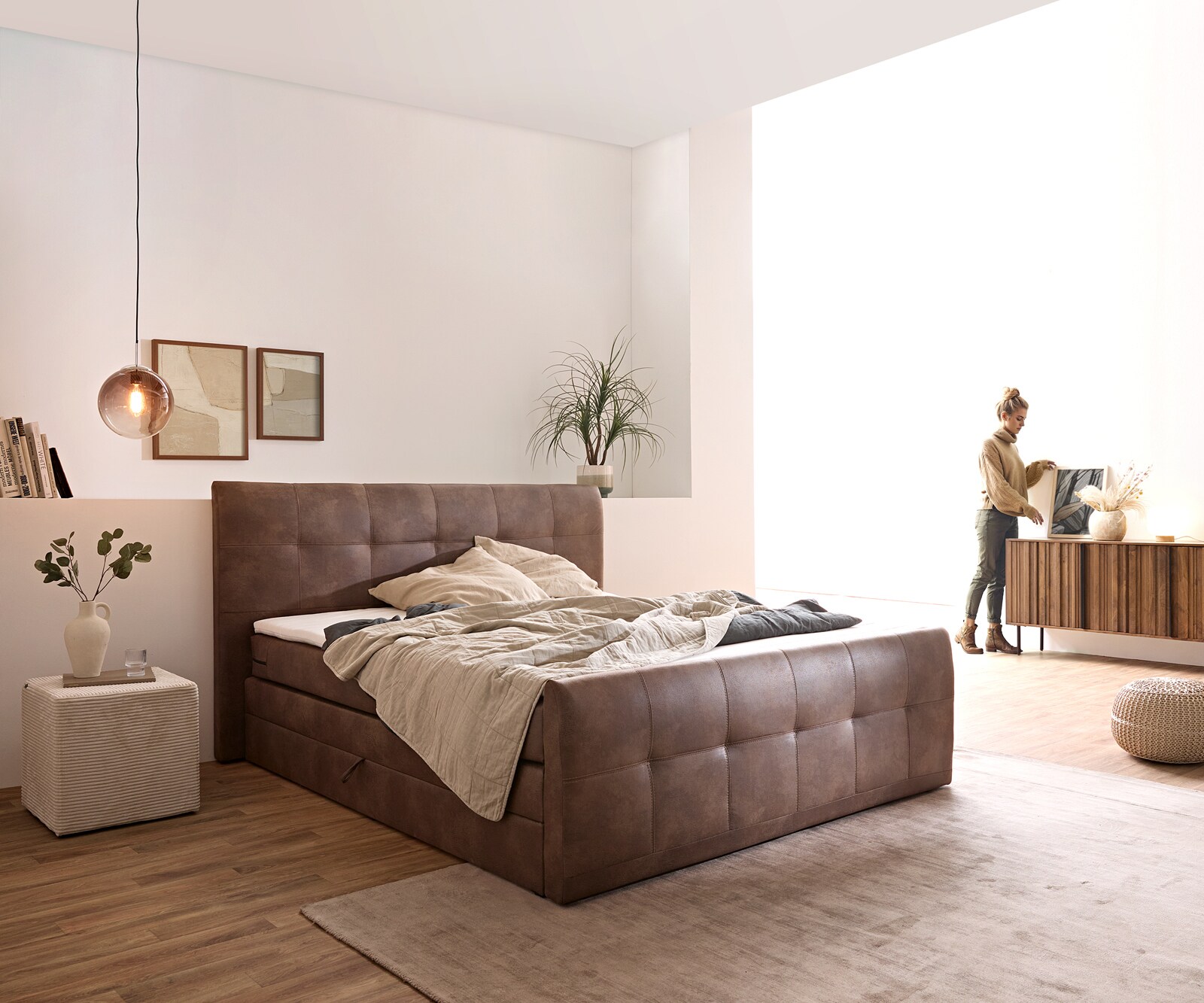 Boxspringbett Amarillo 180x200 cm Braun mit Matratze, Topper und Bettkasten 1