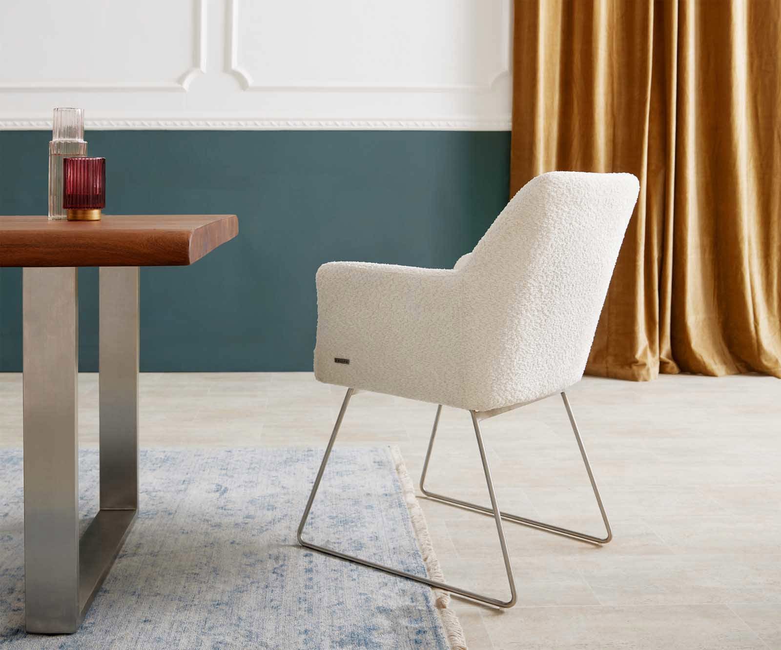 Esszimmerstuhl Xana-Flex mit Armlehnen Bouclé Weiß Kufengestell Edelstahl Taschenfederkern 4 Esszimmerstuhl Xana-Flex mit Armlehnen Bouclé Weiß Kufengestell Edelstahl Taschenfederkern 4