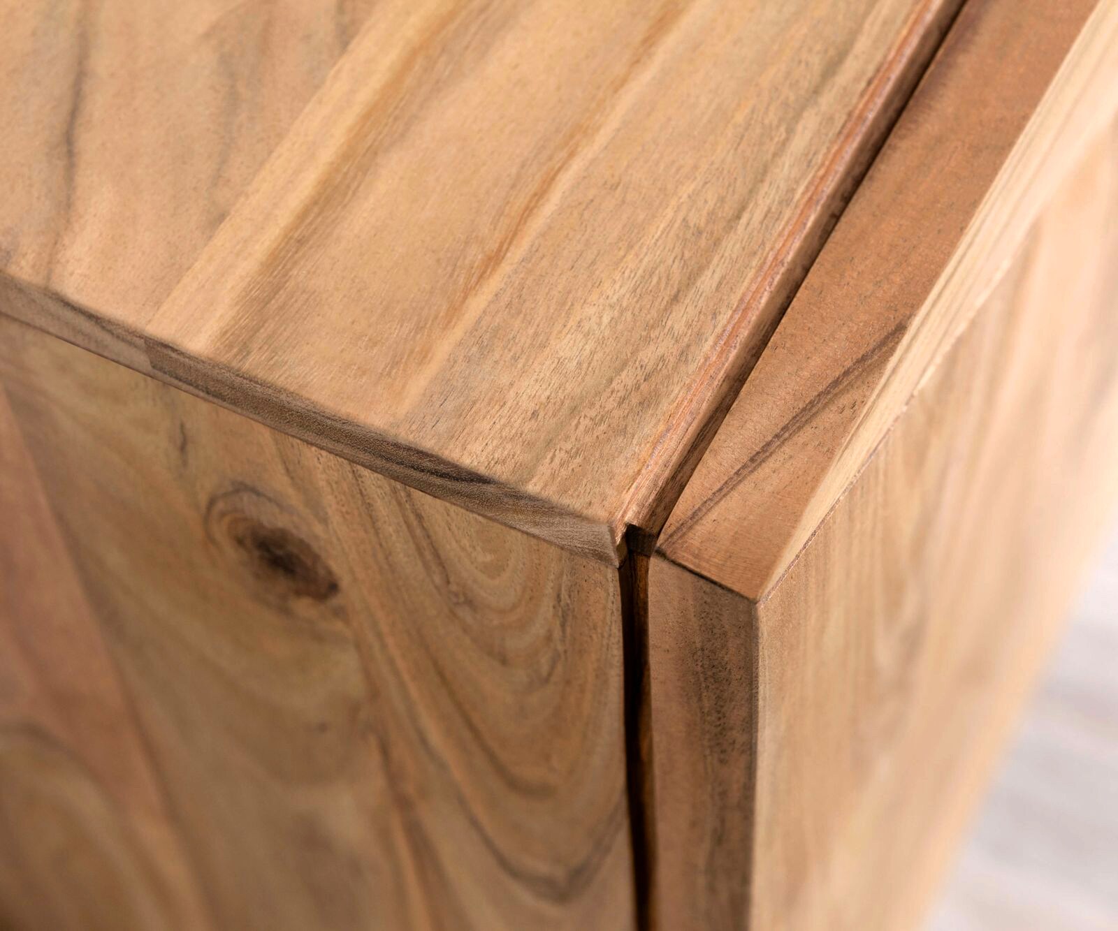 Design-Sideboard Wyatt 175 cm 3D Optik mittig Akazie Natur Edelstahl 1