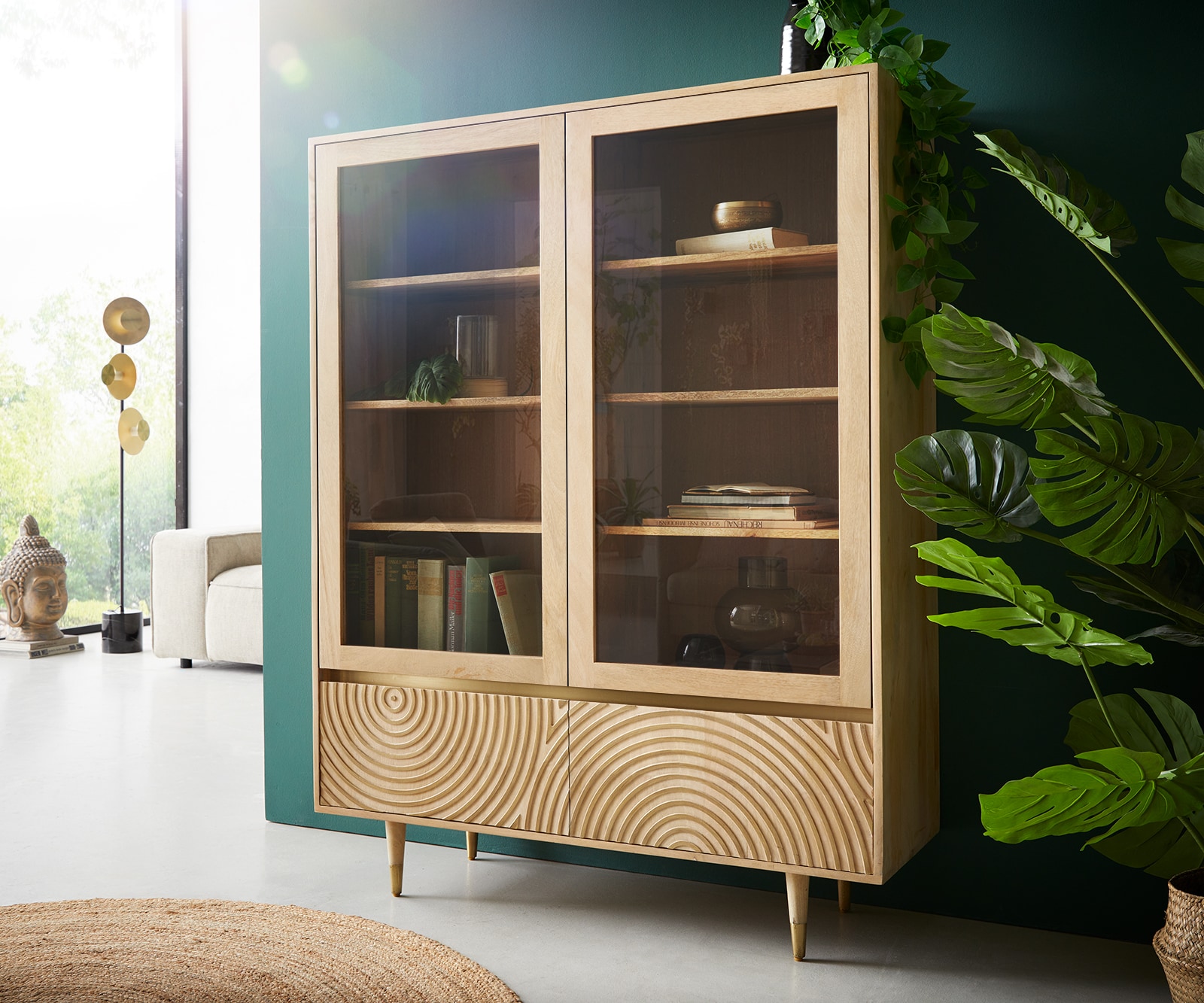 Vitrine Budaya 115x135 cm Mango Natur 4 Türen Fuß rund Vitrine Budaya 115x135 cm Mango Natur 4 Türen Fuß rund