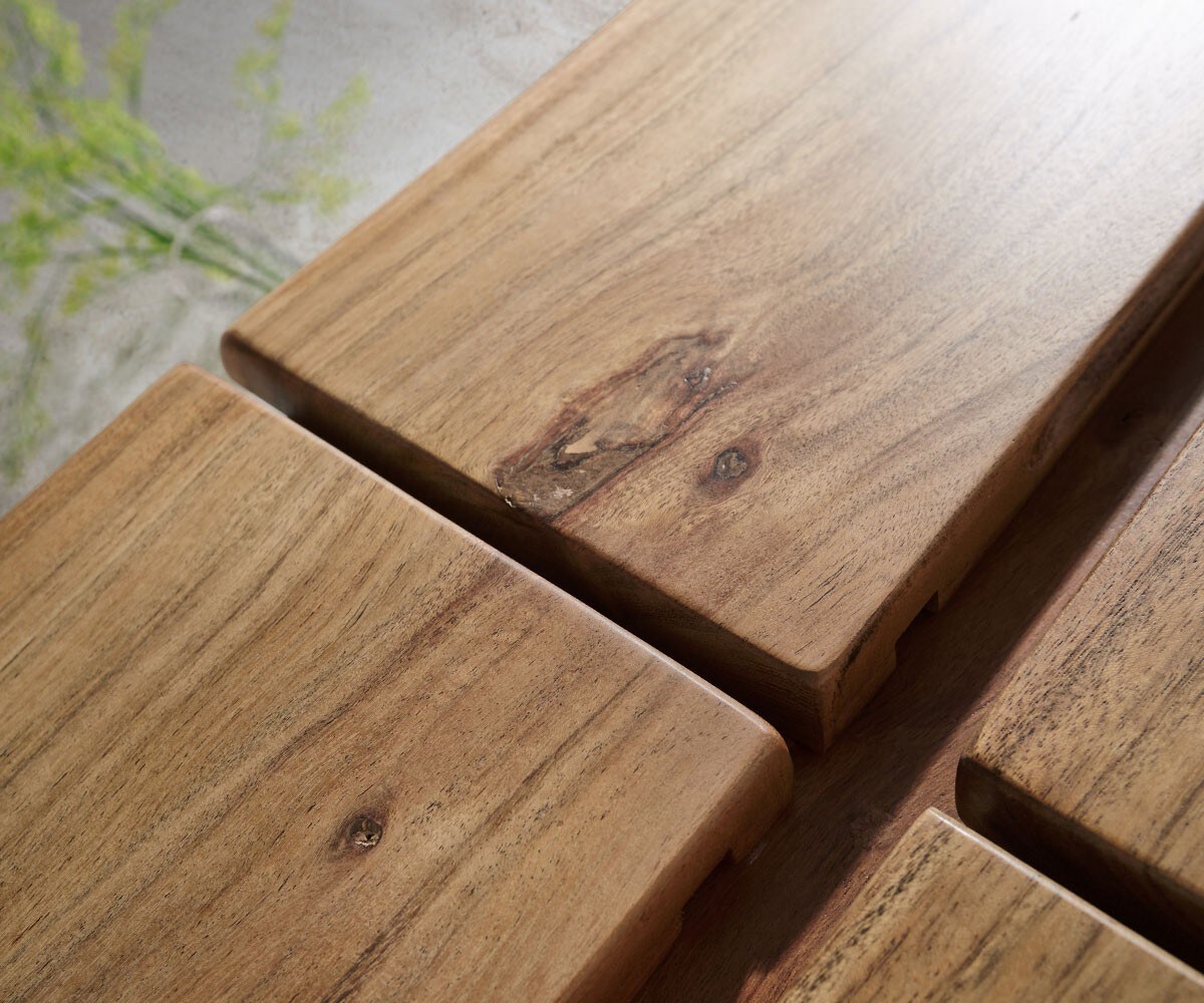 Sideboard Live-Edge 147 cm Akazie Natur 3 Türen 3 Schübe 5