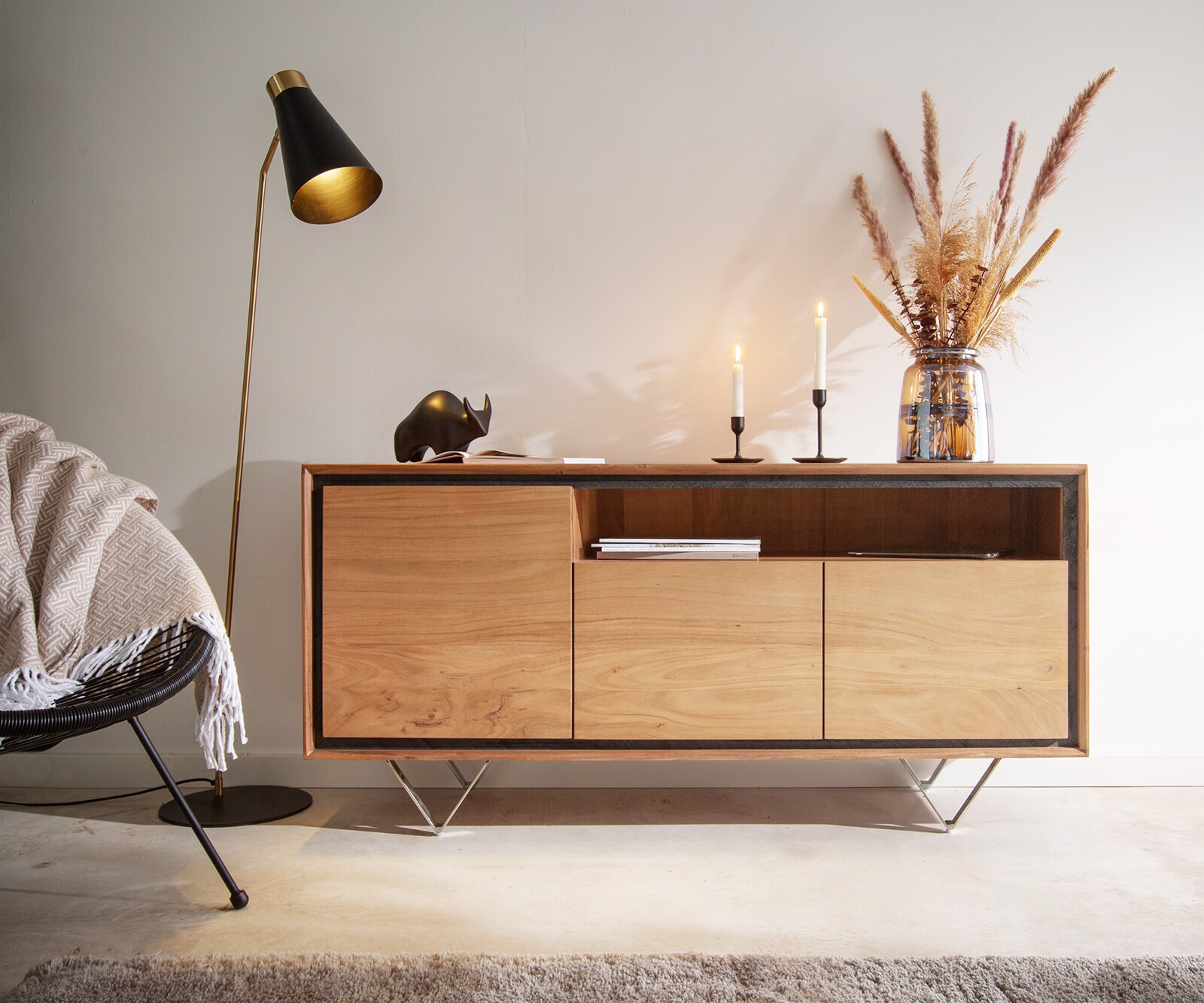 Sideboard Stonegrace 145 cm Akazie Natur 3 Türen 1 Fach Steinfurnier V-Fuß 1