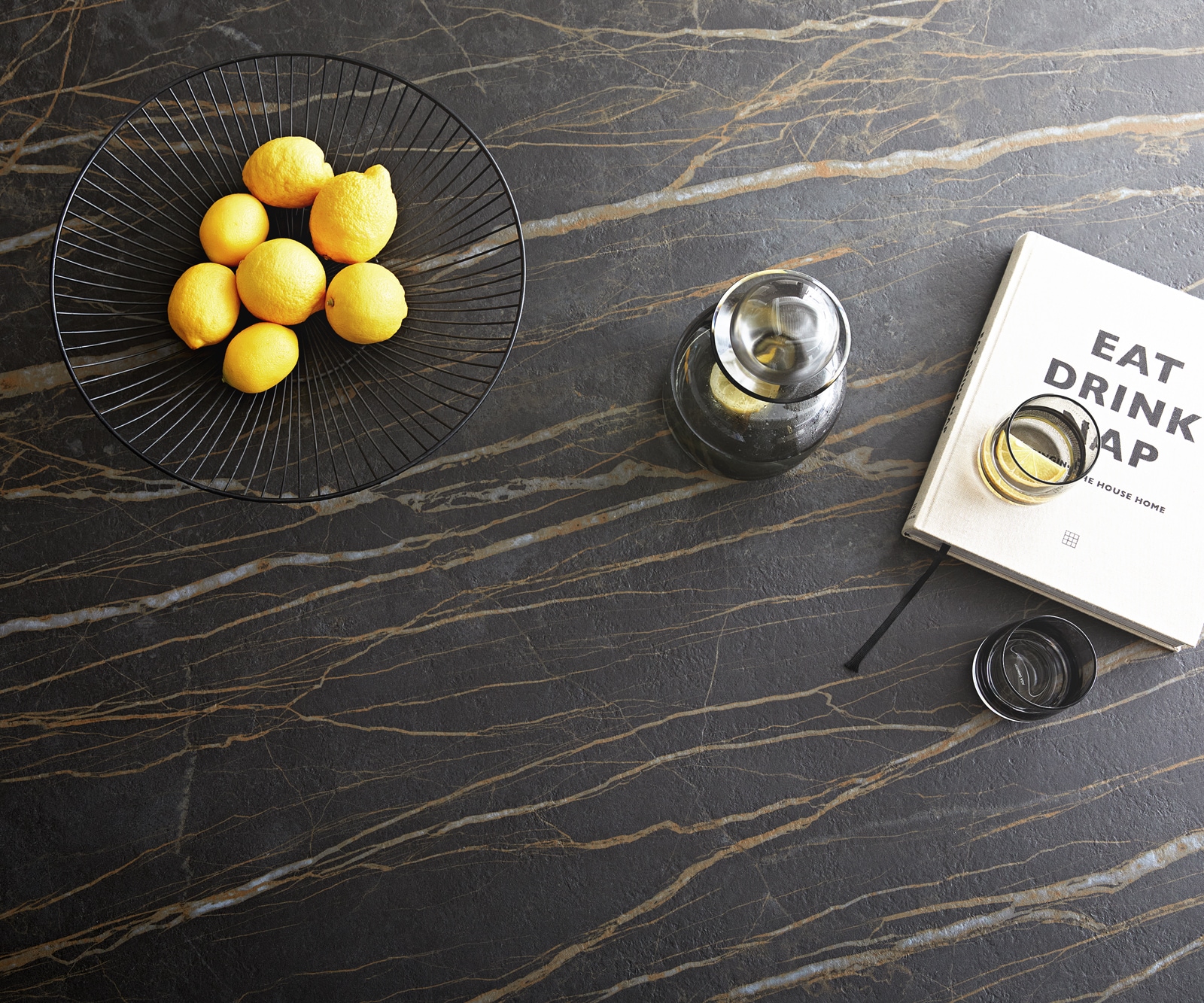 Esstisch Edge 200x100cm Keramik Laminam®Noir Desir Braun Mittelfuß Kreuz Schwarz 6 Esstisch Edge 200x100cm Keramik Laminam®Noir Desir Braun Mittelfuß Kreuz Schwarz 6