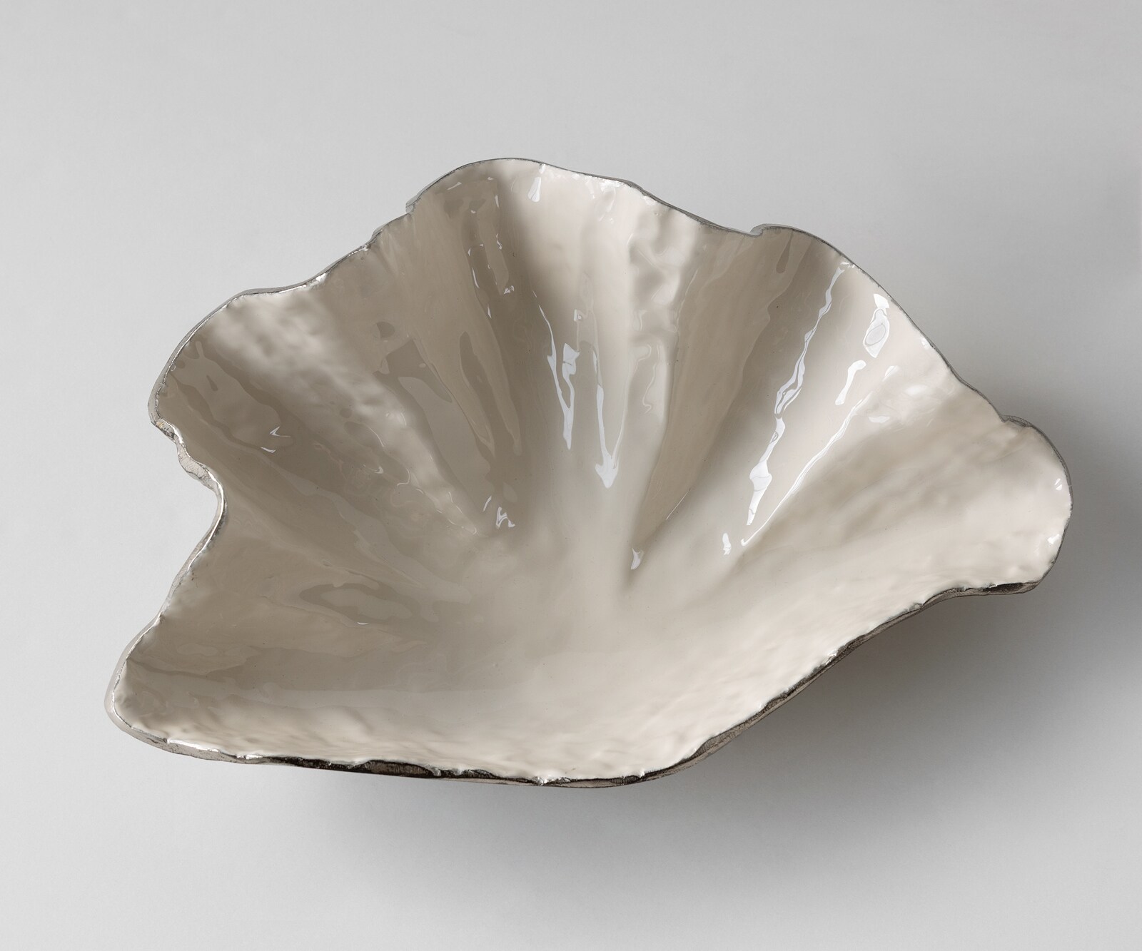 Schale Aurelia B46 x T31 x H15 cm Aluminium Platin Opal Handgemacht 4