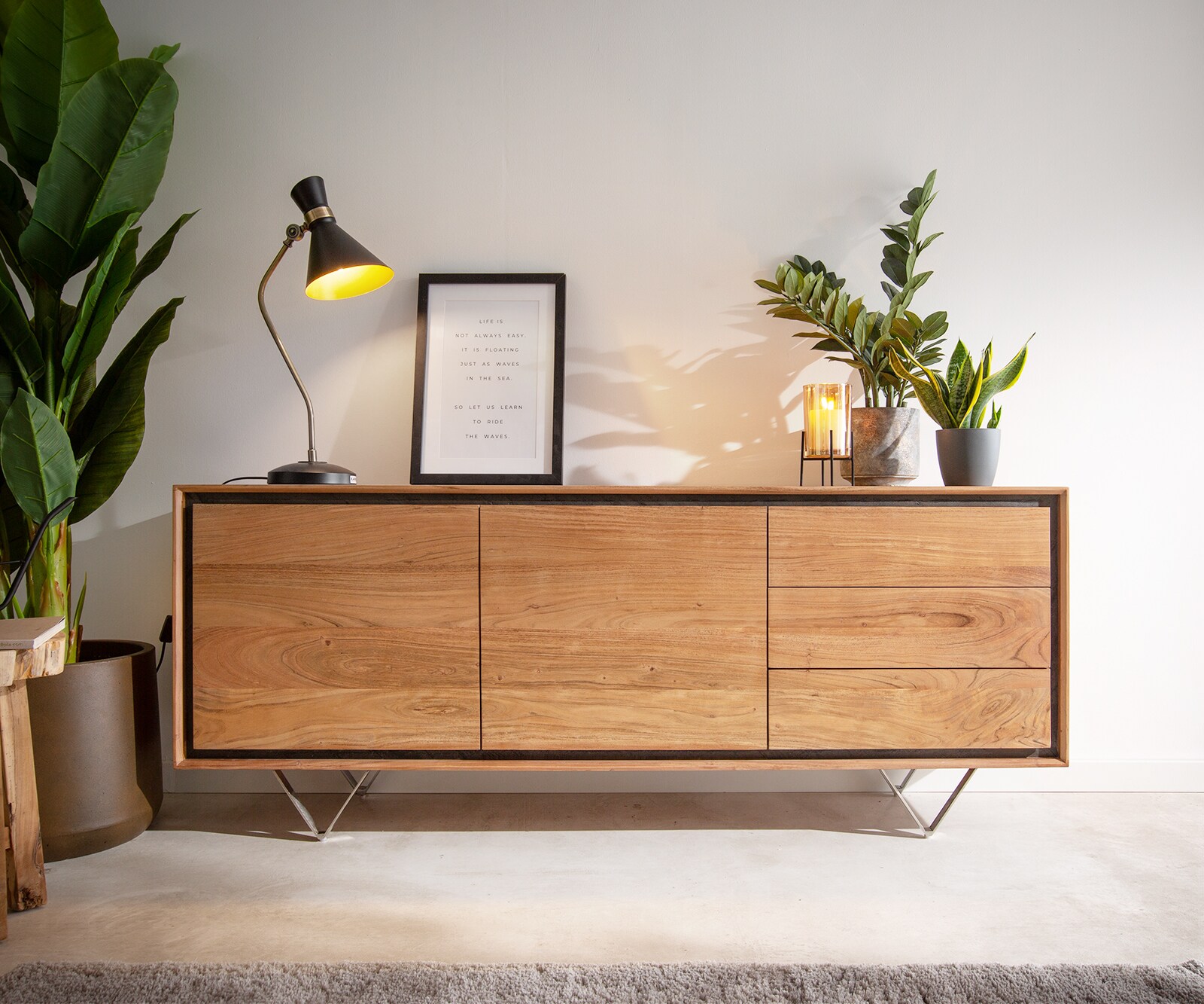Sideboard Stonegrace 175 cm Akazie Natur 2 Türen 3 Schubladen Steinfurnier V-Fuß 1
