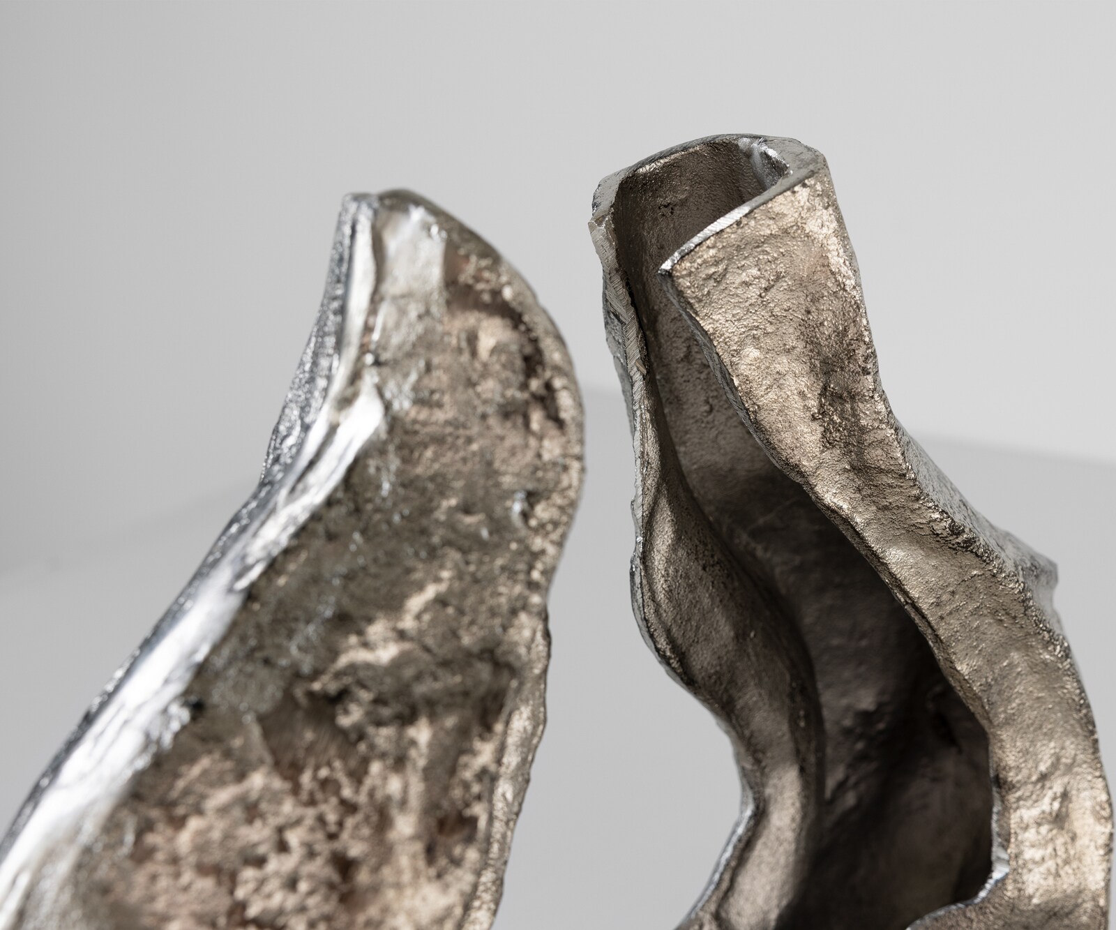 Skulptur Nexora B40 x T15 x H33 cm Aluminium Platin Handgemacht 5
