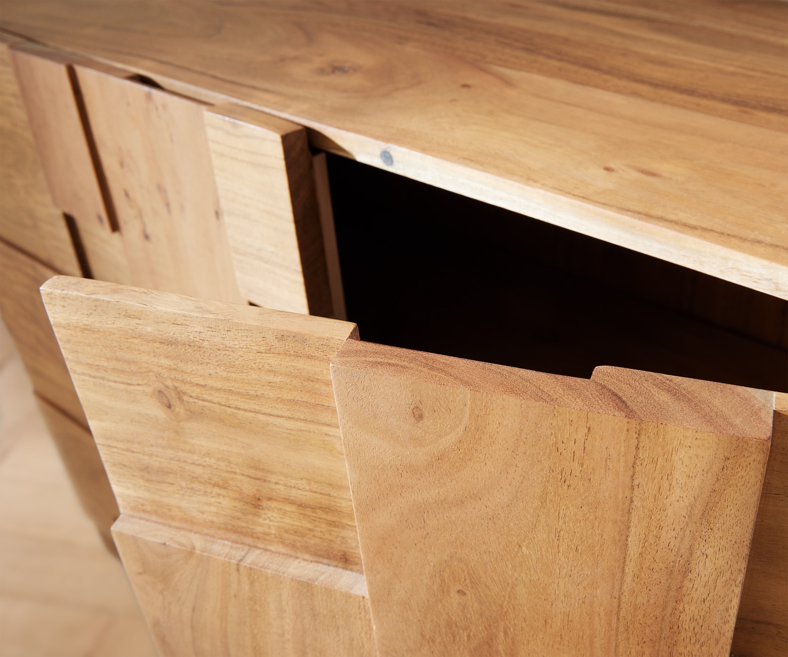 Sideboard Puzzle 145 cm Akazie Natur Fuß schwebend Metall schwarz 3 Sideboard Puzzle 145 cm Akazie Natur Fuß schwebend Metall schwarz 3
