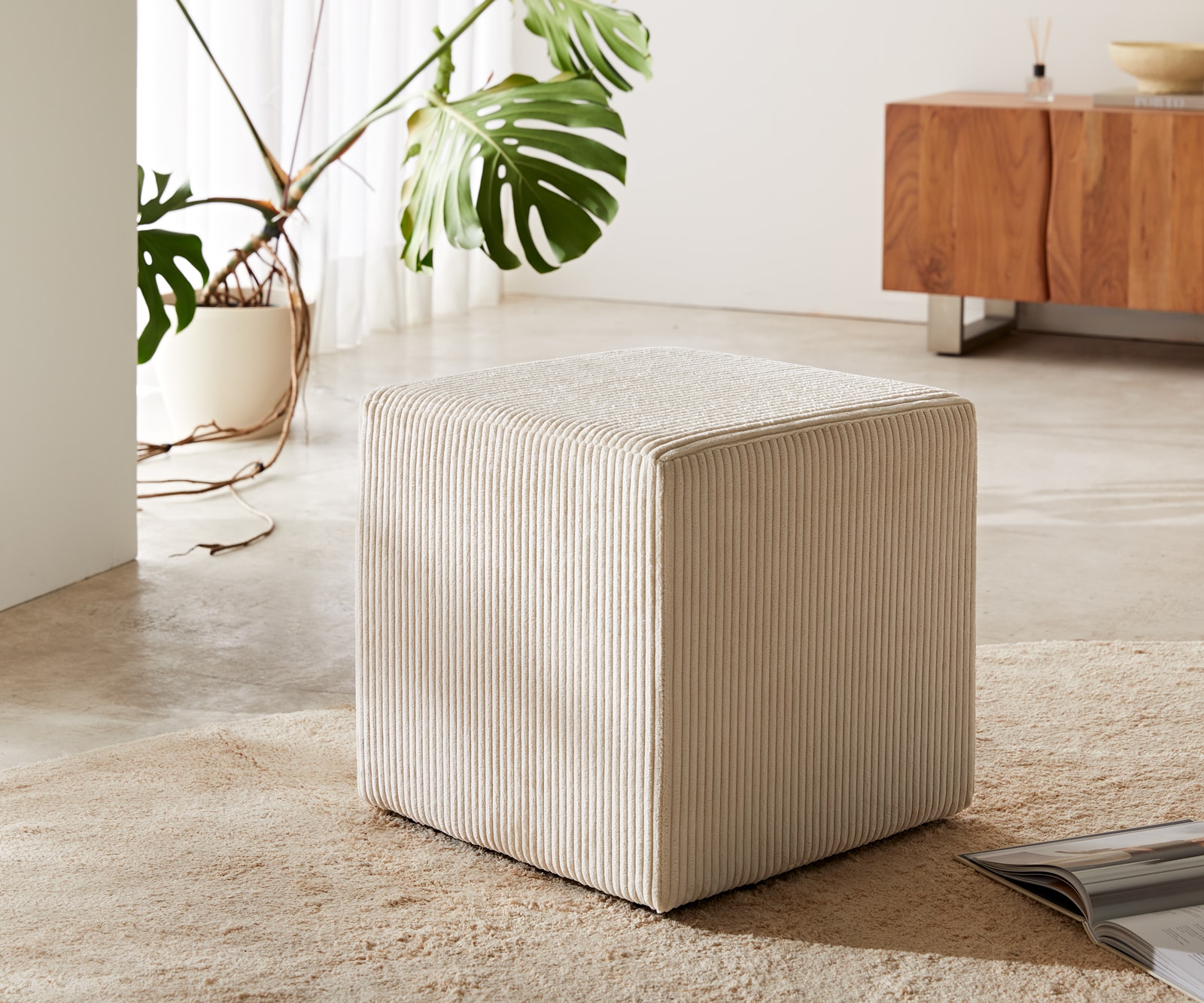 Sitzhocker Dado 45x45 cm Cord Beige 1 Sitzhocker Dado 45x45 cm Cord Beige 1