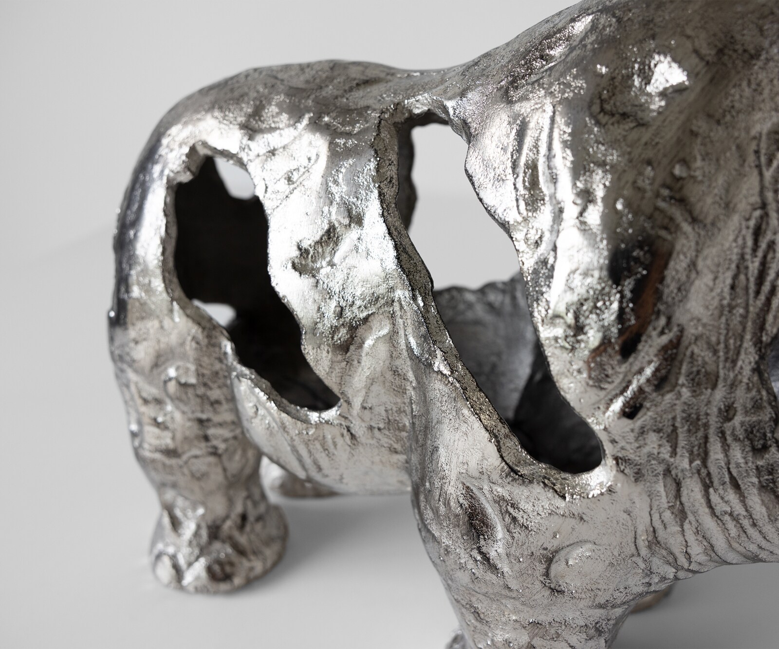 Figur Rinoro B53 x T19 x H30 cm Aluminium Platin Handgemacht 5