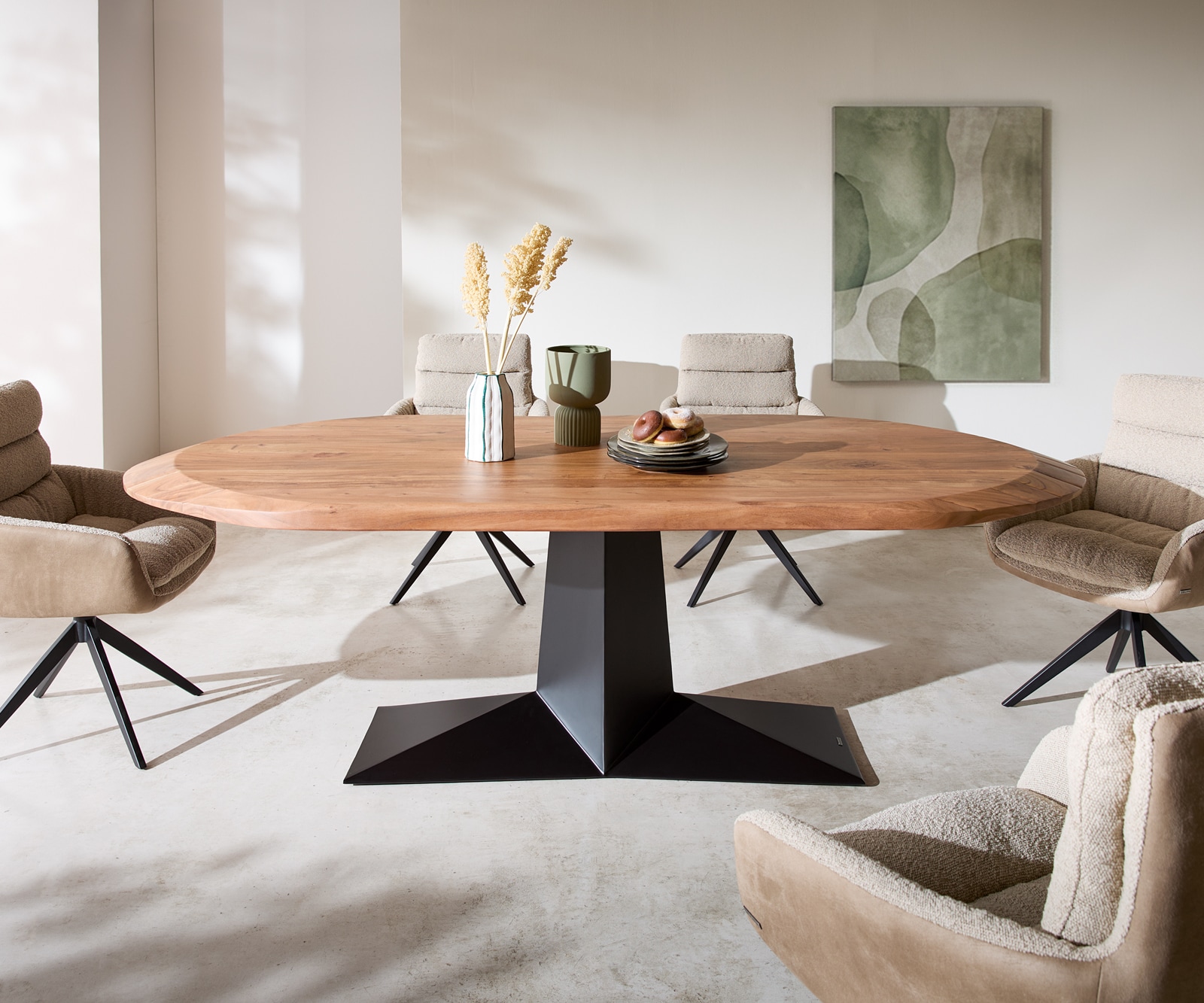 Esstisch Aithon 240x105 cm Akazie Braun Metallgestell Schwarz Oval 3