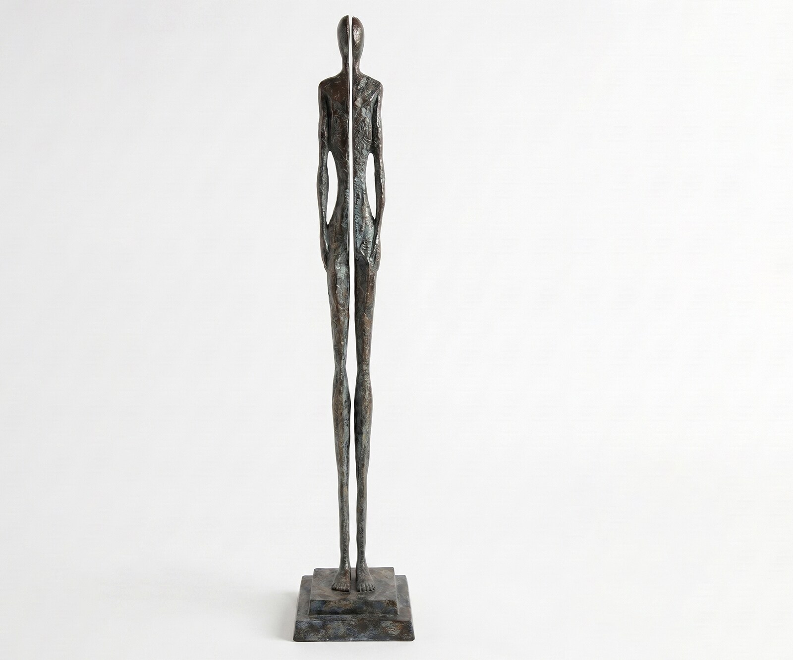Figurine Divora l29 x P29 x H157 cm Aluminium Umbra Antica Faite main