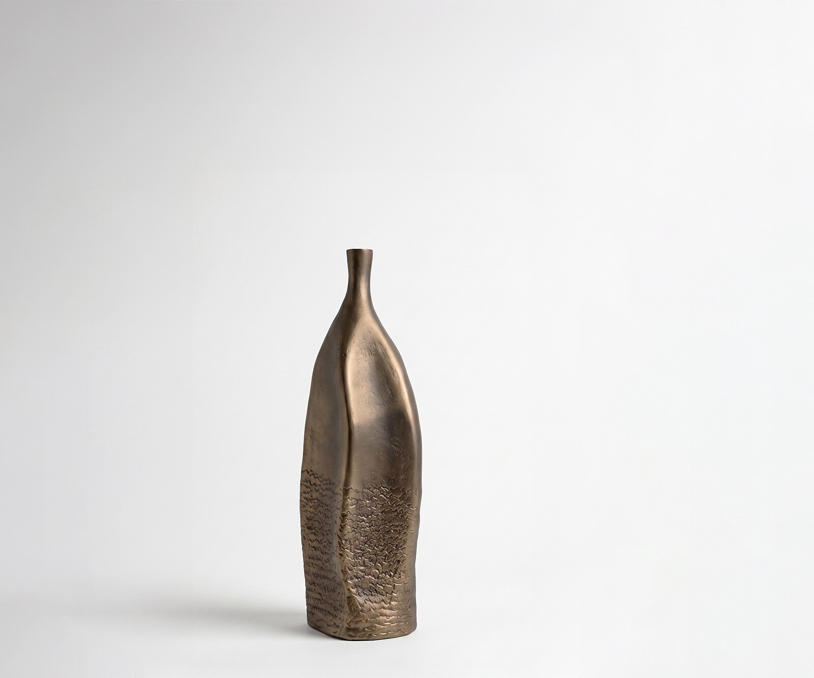 Vase Norevo l14 x P13 x H40 cm Aluminium Aurum Satin Moulé
