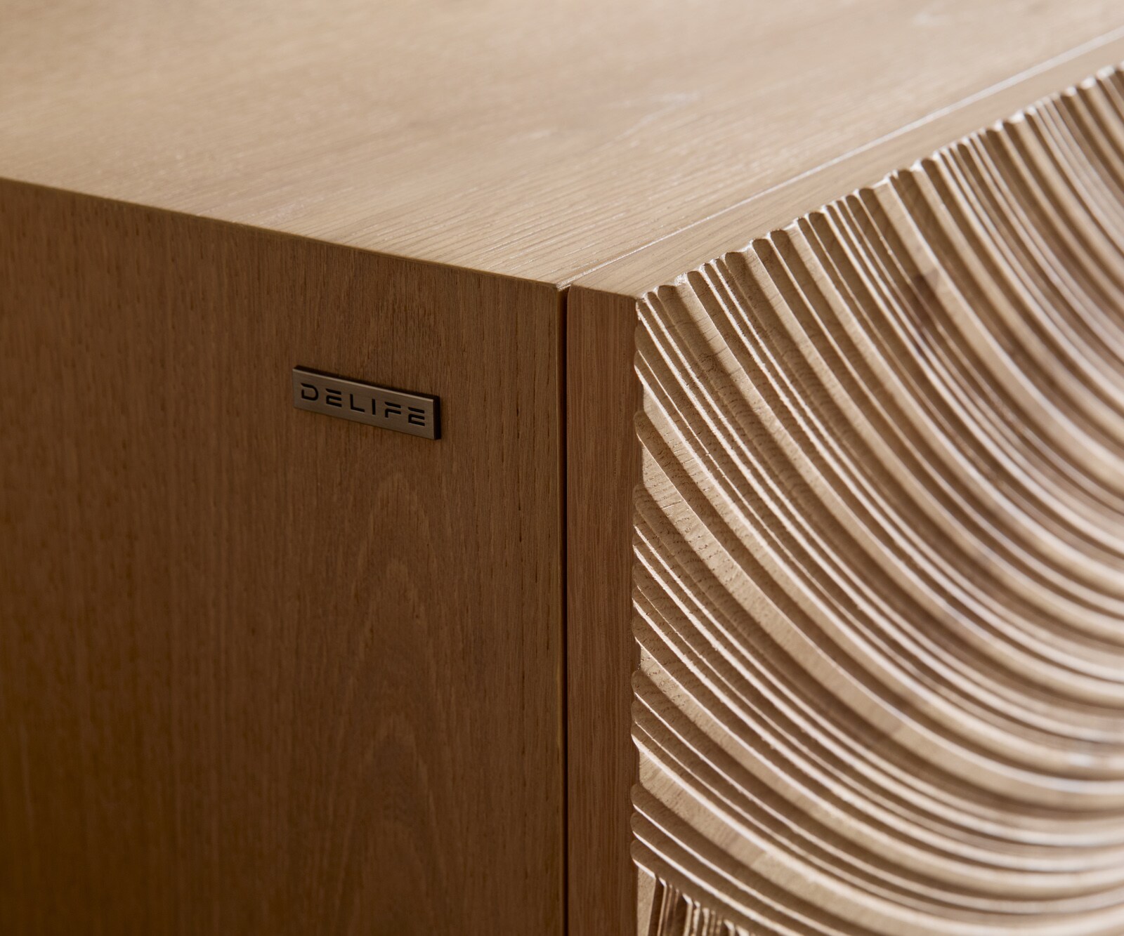 Sideboard Ashara 200 cm Eiche Natur 3D Effekt 4 Türen Rundfuß Metall Schwarz 5