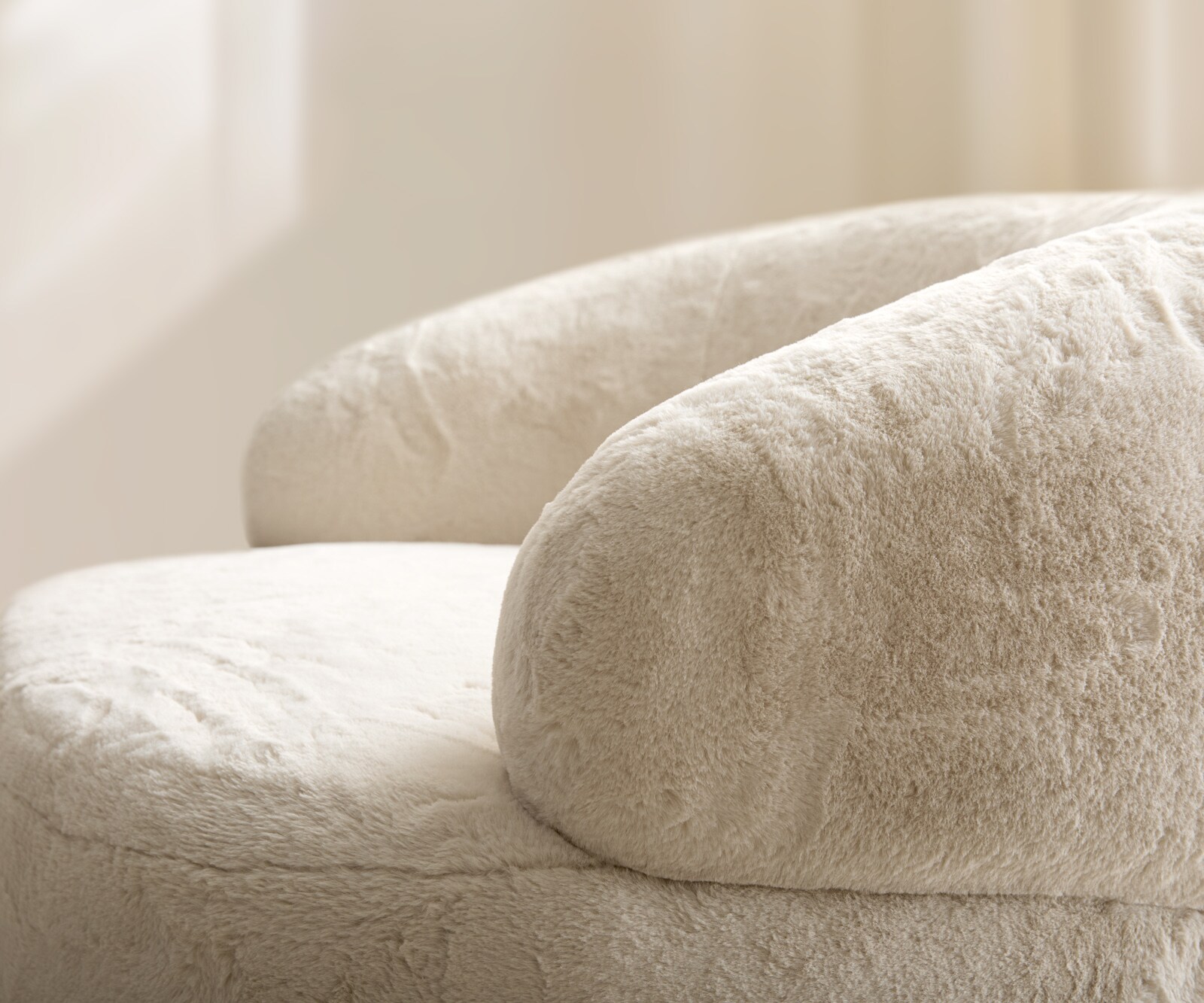Loungesessel Nova 88x88 cm Plüsch Creme-Weiß 4