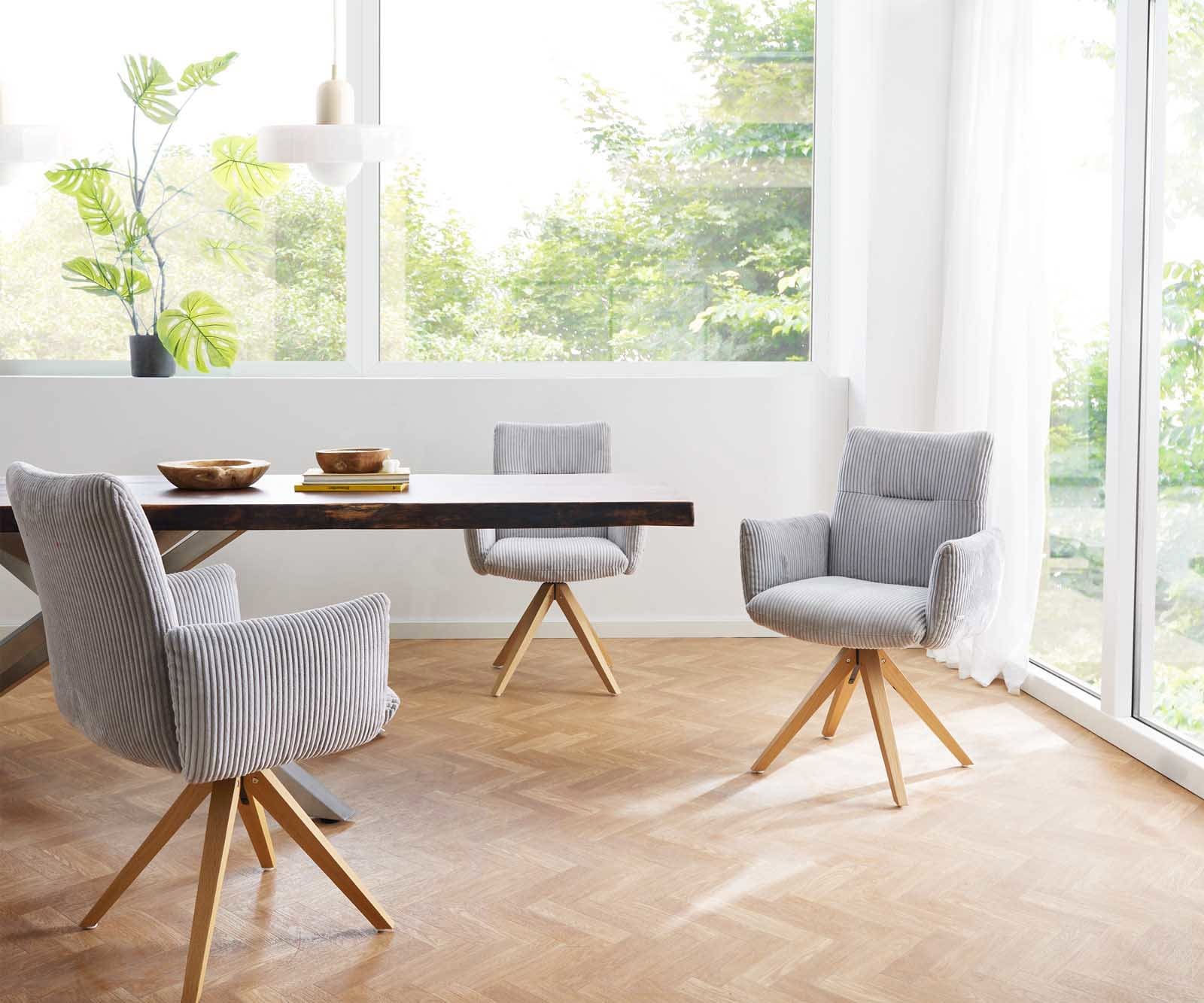 Drehstuhl Jova-Flex mit Armlehnen Cord Silbergrau Holzgestell kantig Natur 180° drehbar Taschenfederkern 5 Drehstuhl Jova-Flex mit Armlehnen Cord Silbergrau Holzgestell kantig Natur 180° drehbar Taschenfederkern 5