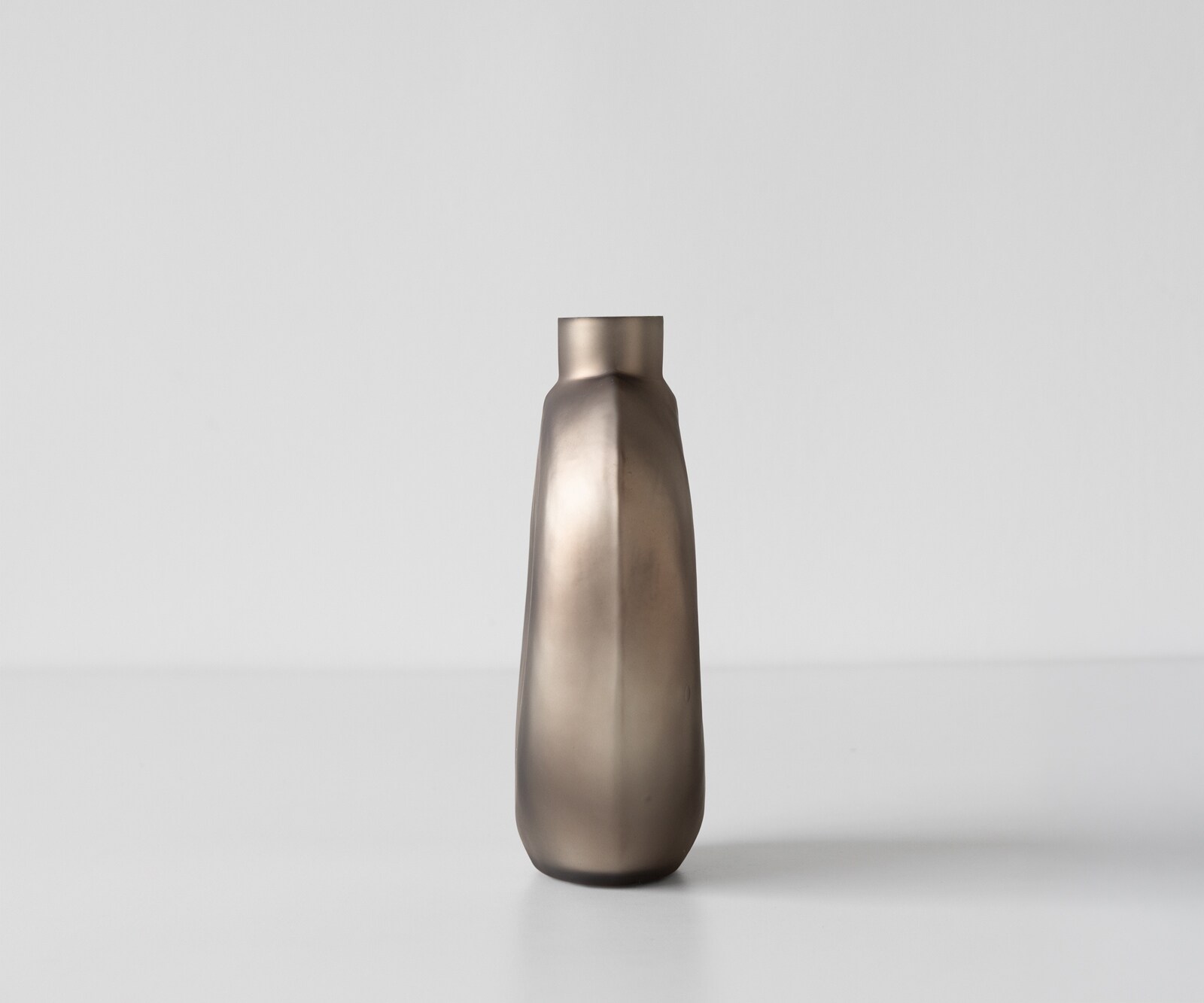 Vase Mireva B15 x T9 x H27 cm Glas Opal Mundgeblasen 3