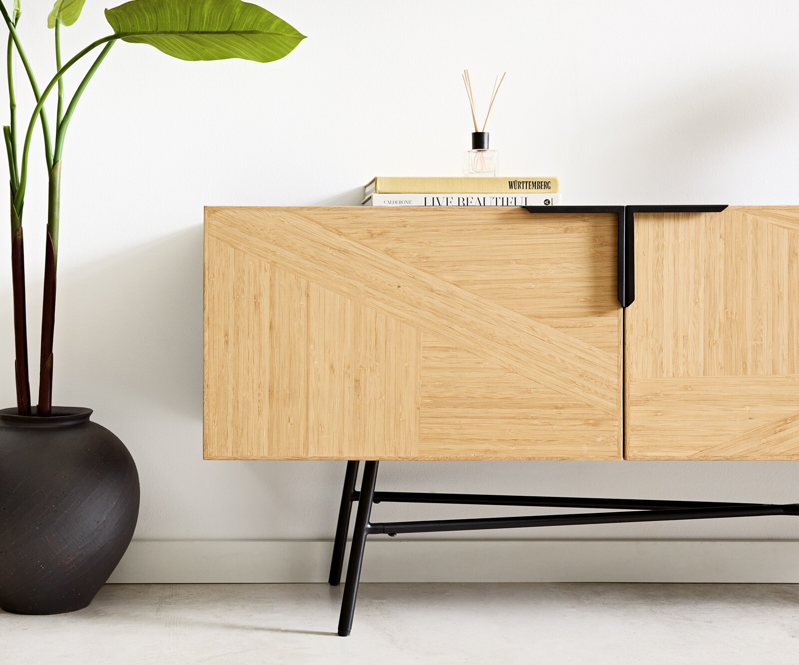 Sideboard Mikkusu 175 cm Bambus Natur Mango Schwarz 2 Türen 2 Fächer Metall Schwarz 4