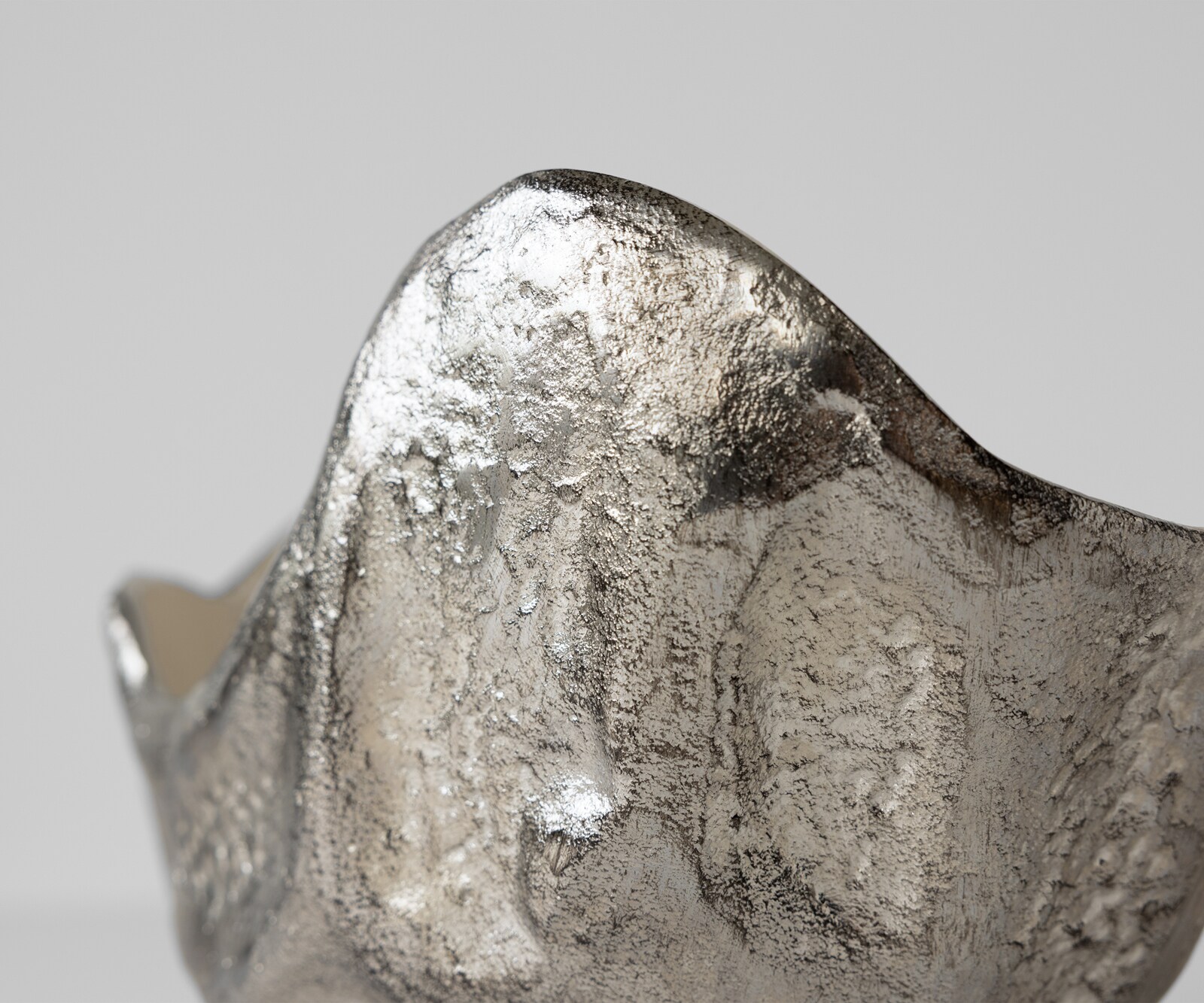 Schale Valena B33 x T20 x H22 cm Aluminium Platin Opal Handgemacht 5