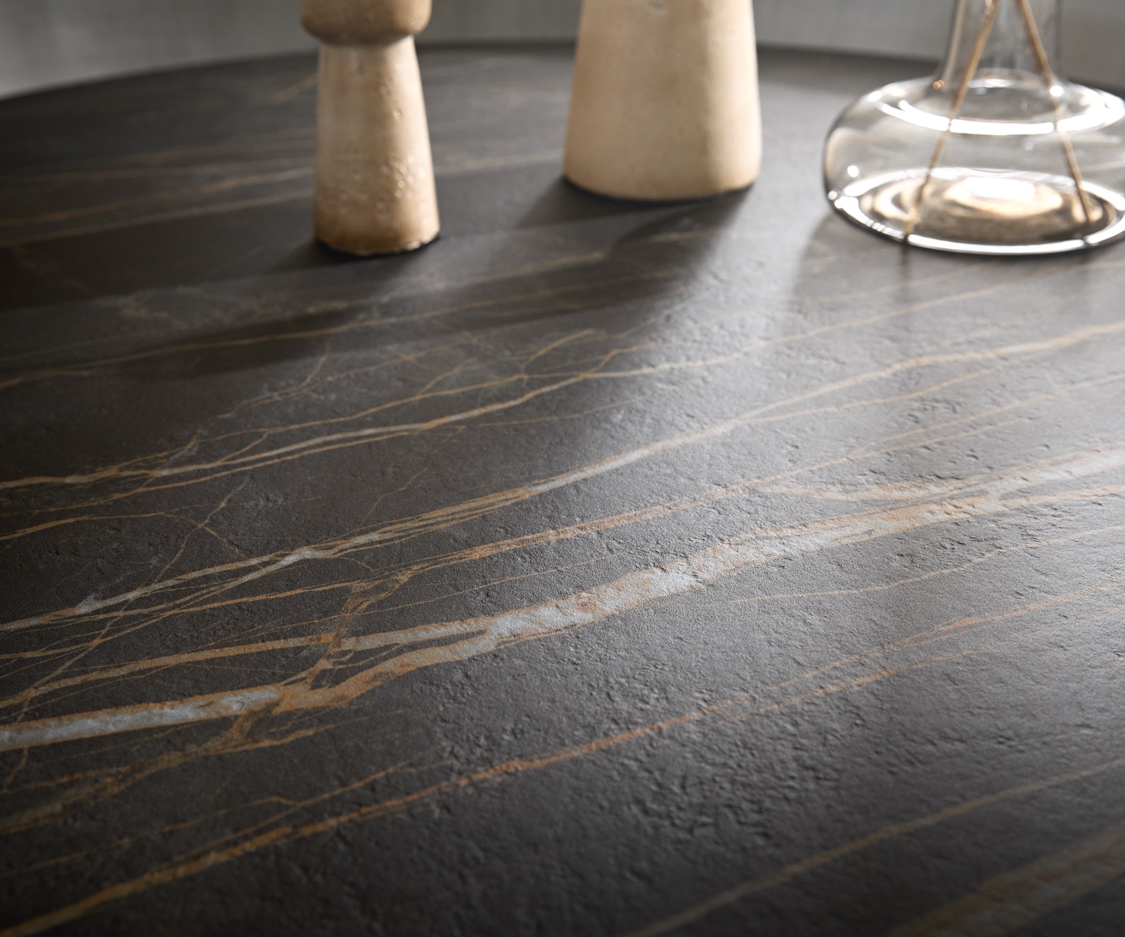 Couchtisch Skafi 100x40 cm Keramik Laminam® Noir Desir Braun Metallic Silber 4 Couchtisch Skafi 100x40 cm Keramik Laminam® Noir Desir Braun Metallic Silber 4