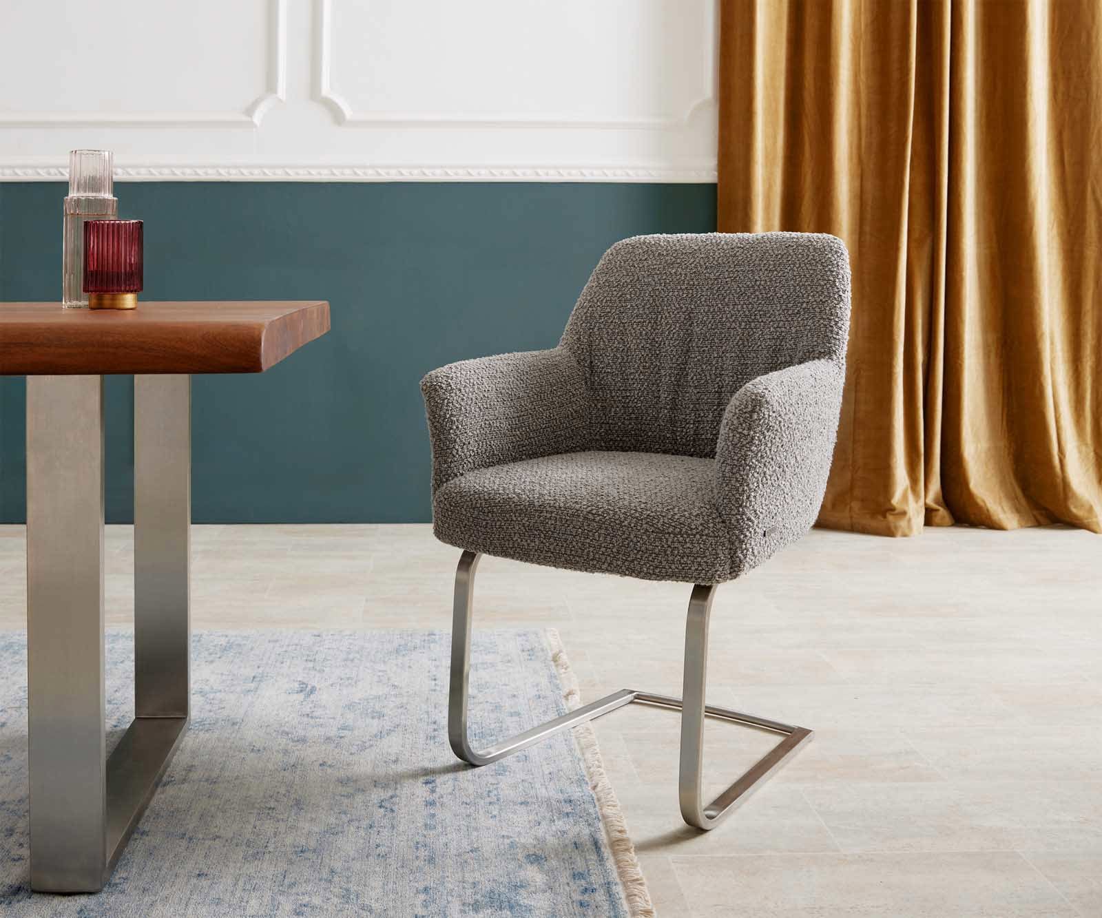 Freischwinger Xana-Flex mit Armlehnen Bouclé Silbergrau Freischwinger flach Edelstahl Taschenfederkern Freischwinger Xana-Flex mit Armlehnen Bouclé Silbergrau Freischwinger flach Edelstahl Taschenfederkern