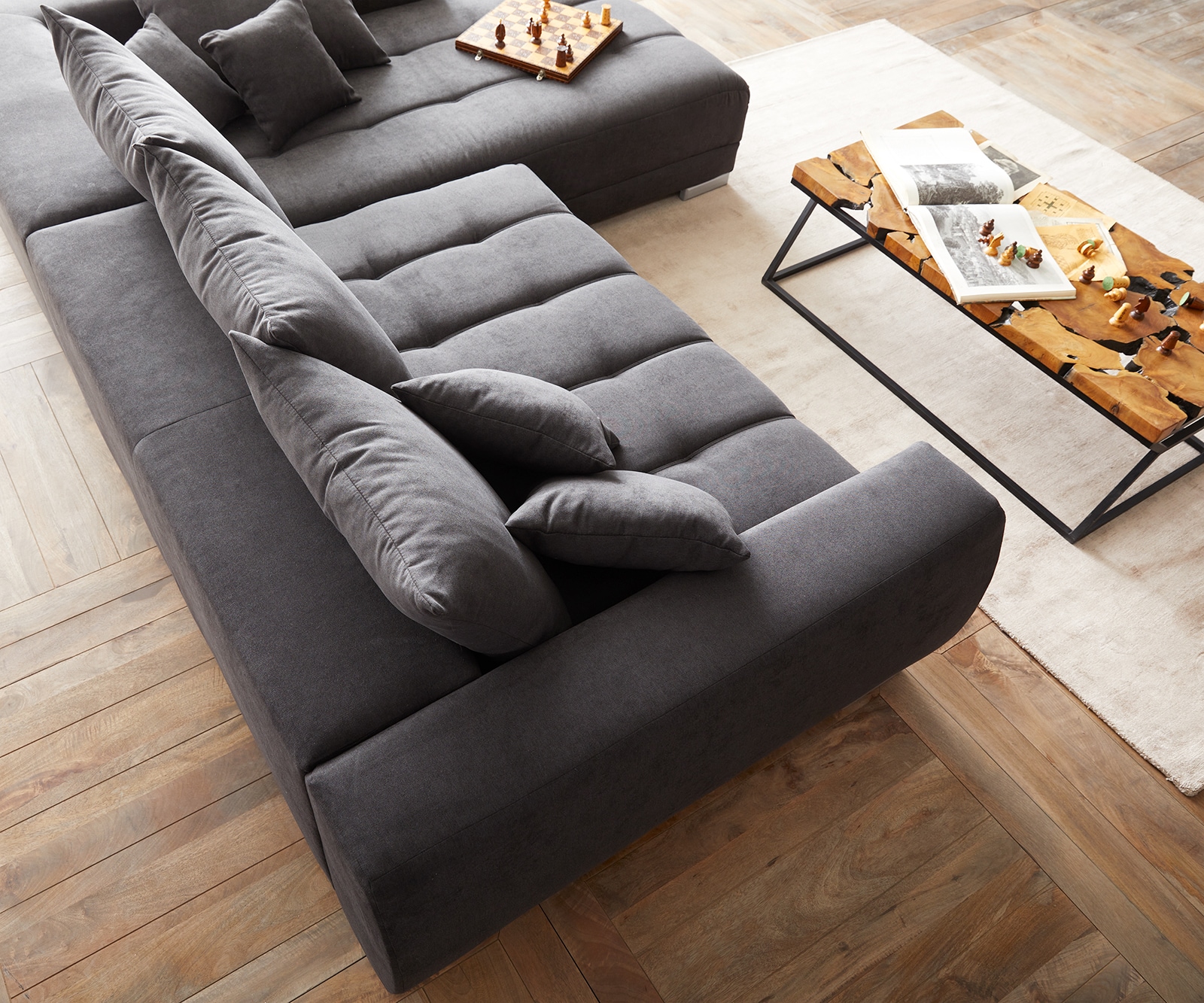 Ecksofa Nabor 300x230 cm Mikrofaser Schwarz Recamiere rechts inkl. elektrischer Vorziehfunktion 5 Ecksofa Nabor 300x230 cm Mikrofaser Schwarz Recamiere rechts inkl. elektrischer Vorziehfunktion 5