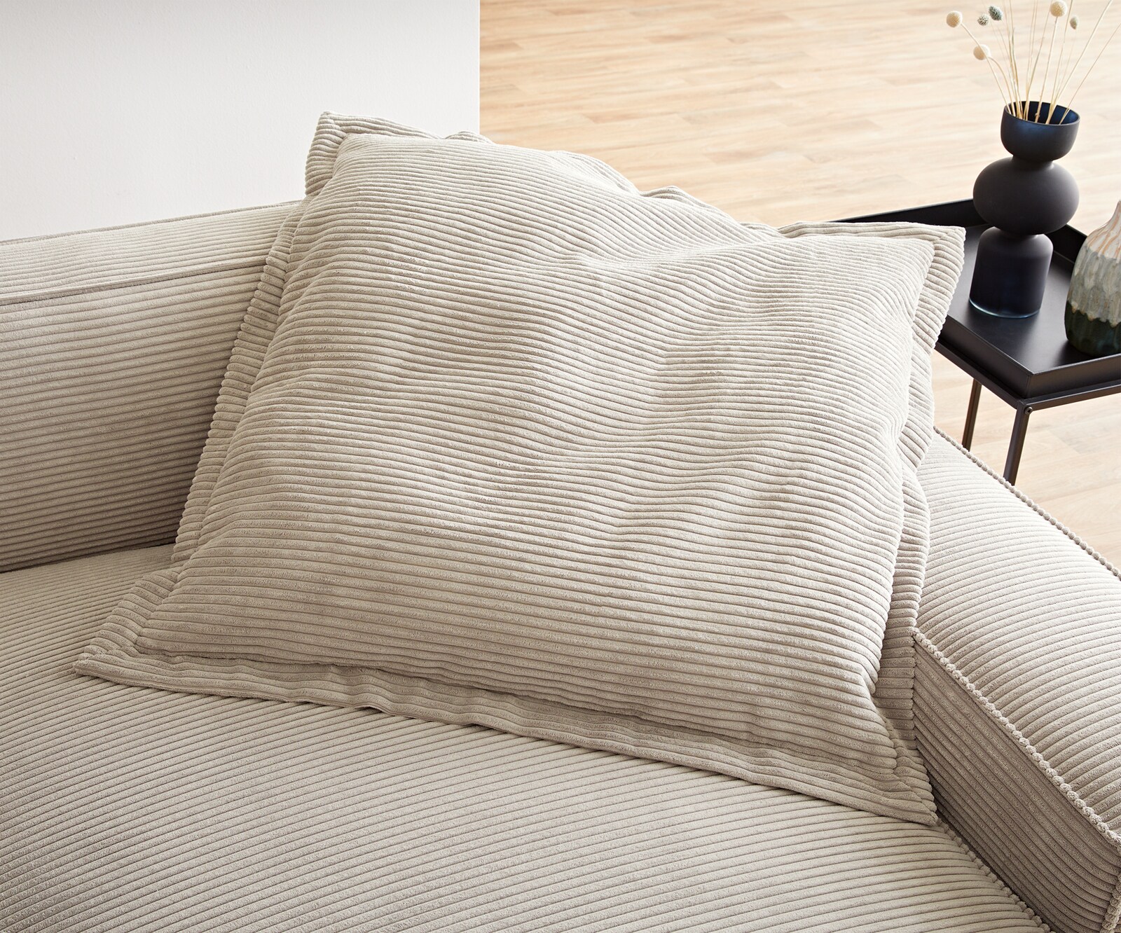 Wurfkissen Sirpio 70x70 Cord Beige 2