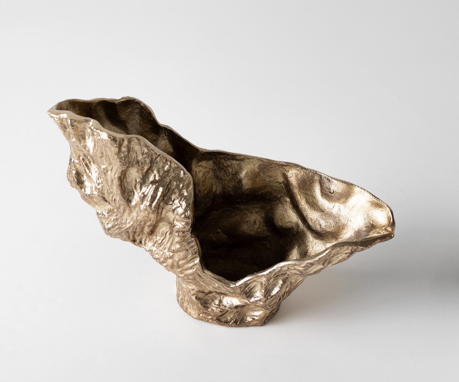 Vase Alaris B44 x T13 x H31 cm Aluminium Champagner Handgemacht 3