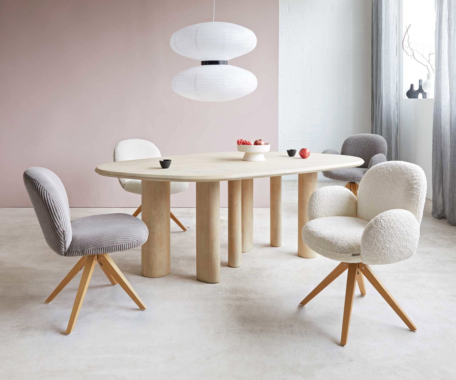 Drehstuhl Nube-Flex mit Armlehnen Bouclé Silbergrau Holzgestell kantig Natur 180° drehbar Taschenfederkern 3 Drehstuhl Nube-Flex mit Armlehnen Bouclé Silbergrau Holzgestell kantig Natur 180° drehbar Taschenfederkern 3