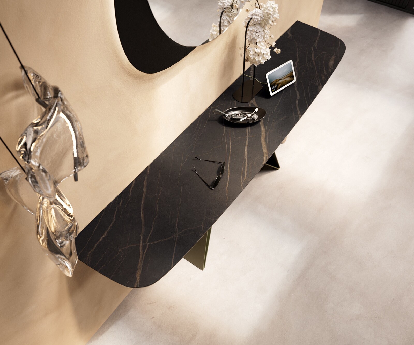 Konsolentisch Edge Boot 180x40 cm Keramik Laminam® Noir Desir Braun Velio Metall Effektfinish Titan 3