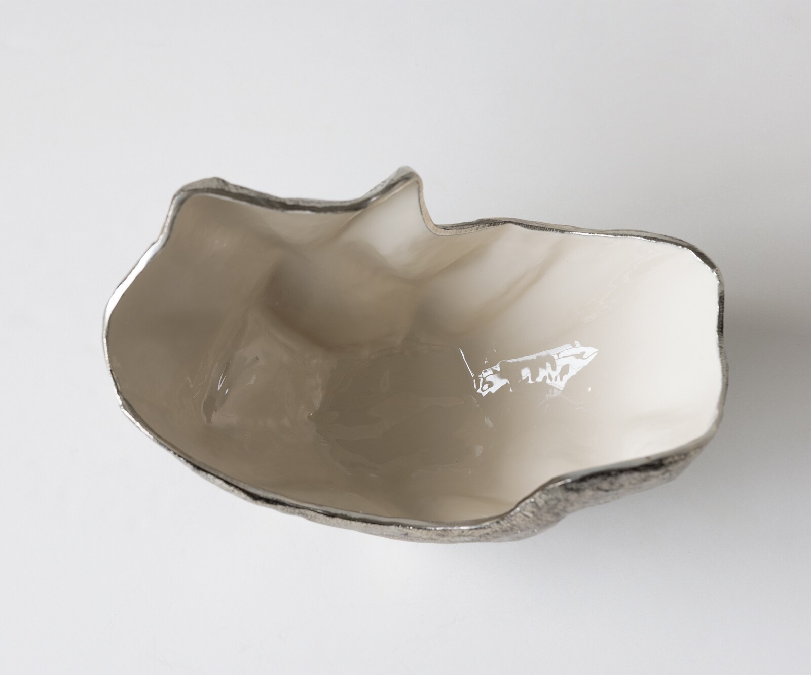 Schale Valena B33 x T20 x H22 cm Aluminium Platin Opal Handgemacht 3