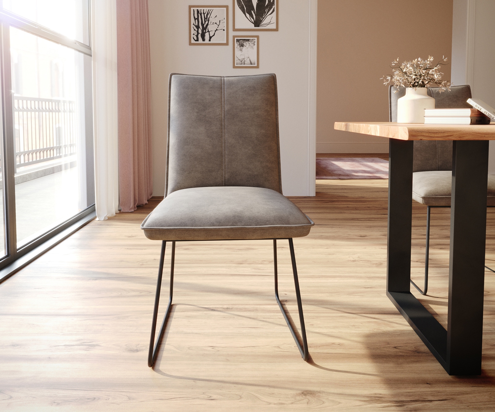 Esszimmerstuhl Lelio-Flex Mikrofaser Taupe Vintage Kufengestell Schwarz Taschenfederkern 1 Esszimmerstuhl Lelio-Flex Mikrofaser Taupe Vintage Kufengestell Schwarz Taschenfederkern 1