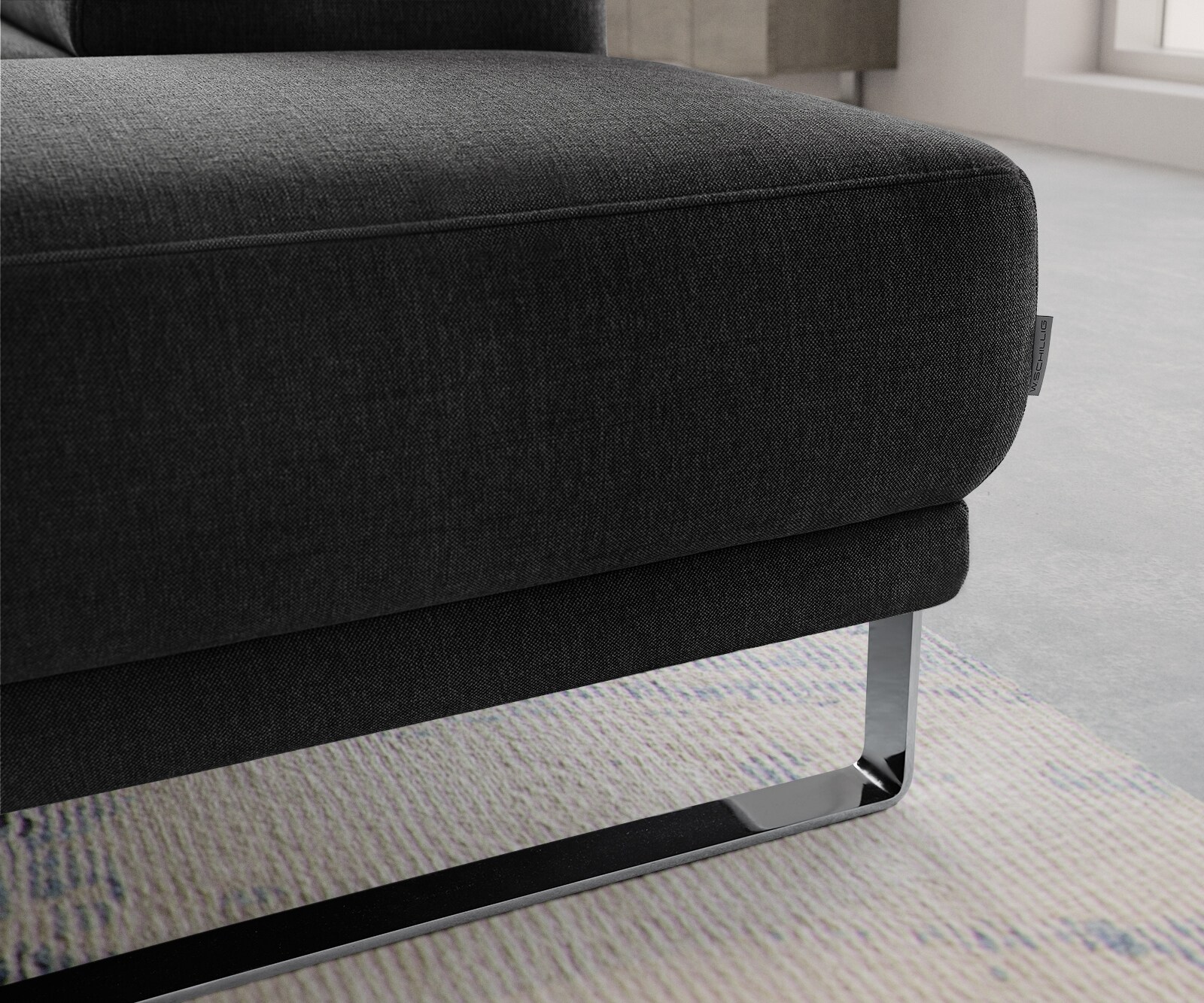 Ecksofa Floyd 300x230 Schwarz Ottomane rechts Kopfteilverstellung by W. Schillig 6