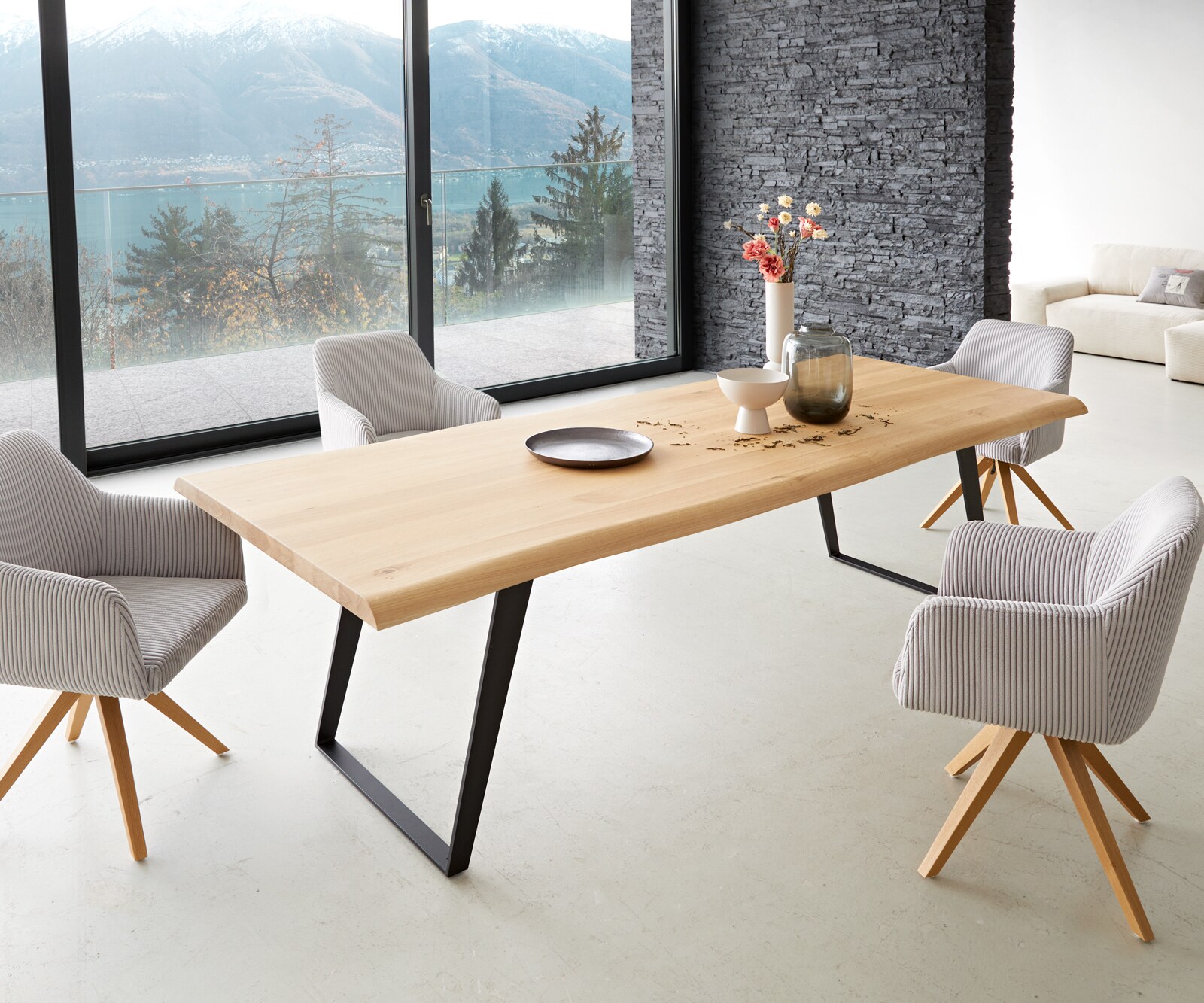 Esstisch Edge 260x100 Eiche Natur Metall Schräg Schwarz Live-Edge 6