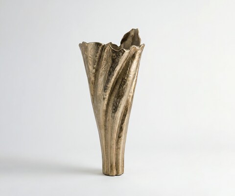 Vase Flamara B33 x T29 x H74 cm Aluminium Champagner Handgemacht