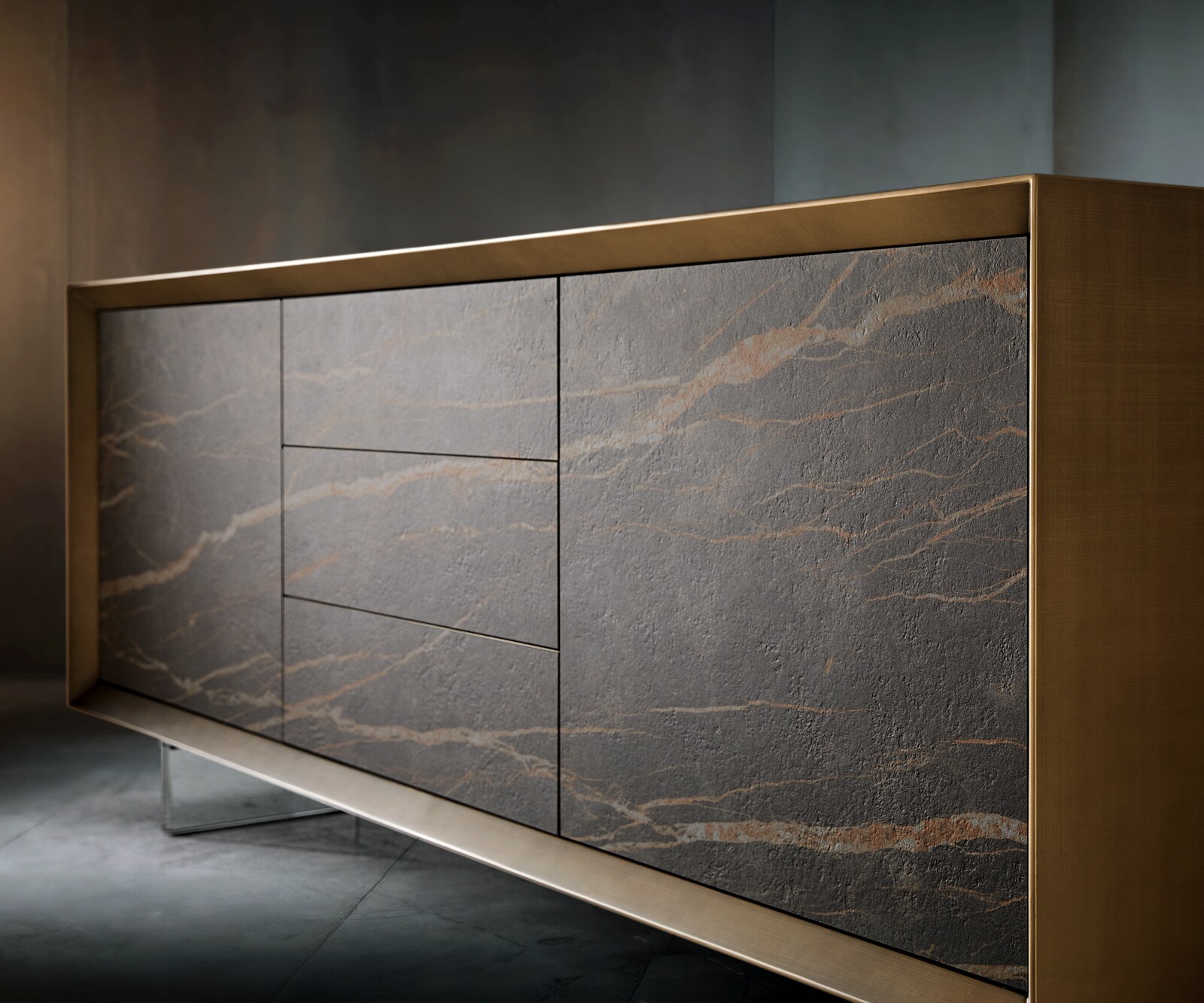 Sideboard Yori 200 cm Metallic Gold 2 Türen 3 Schubladen Acrylfuß Keramik Laminam®Noir Desir Braun 1