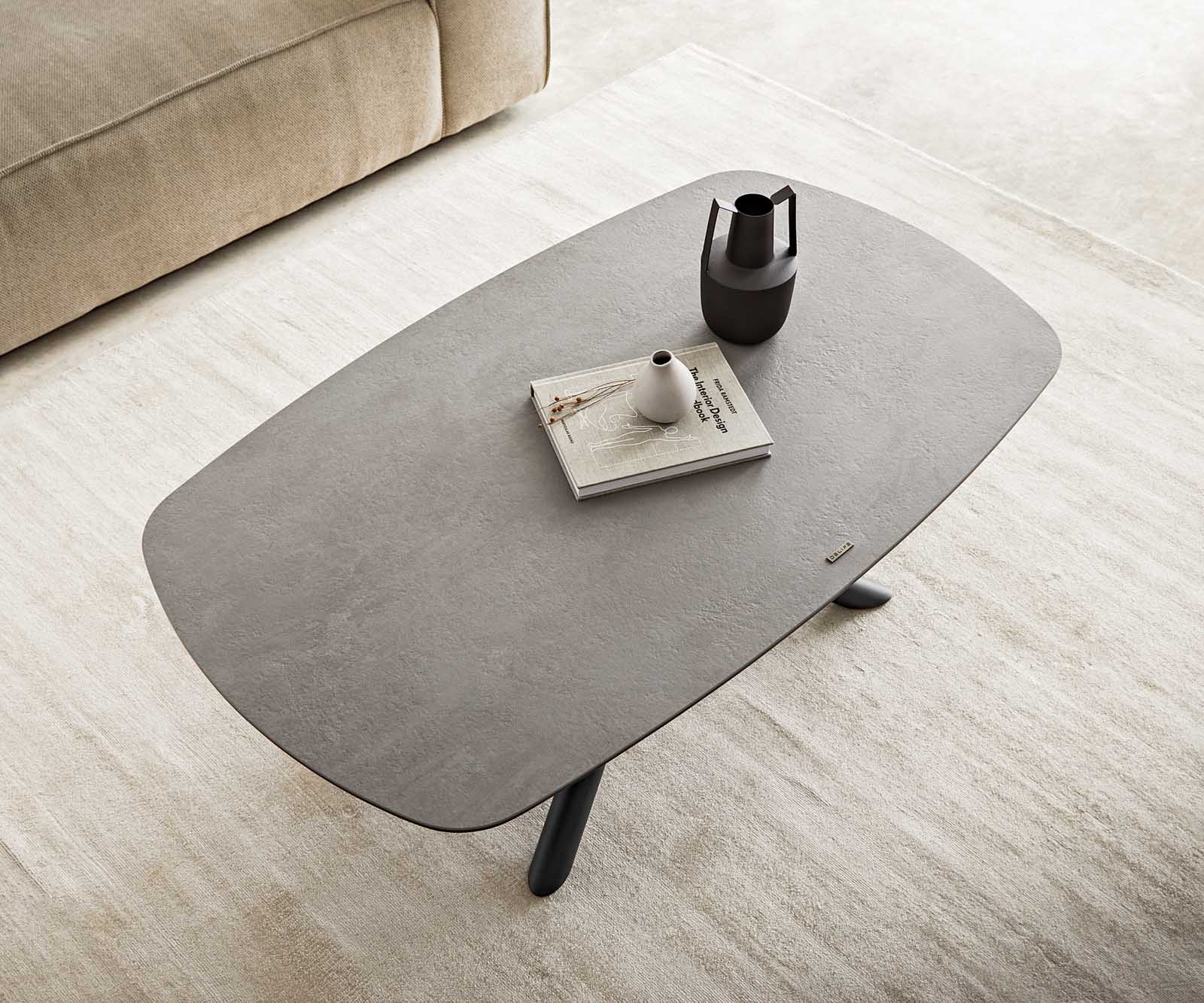 Couchtisch Sarita 120x70 cm Keramik Aspetto Concreto Betonfarbig Gestell Metall Schwarz 5