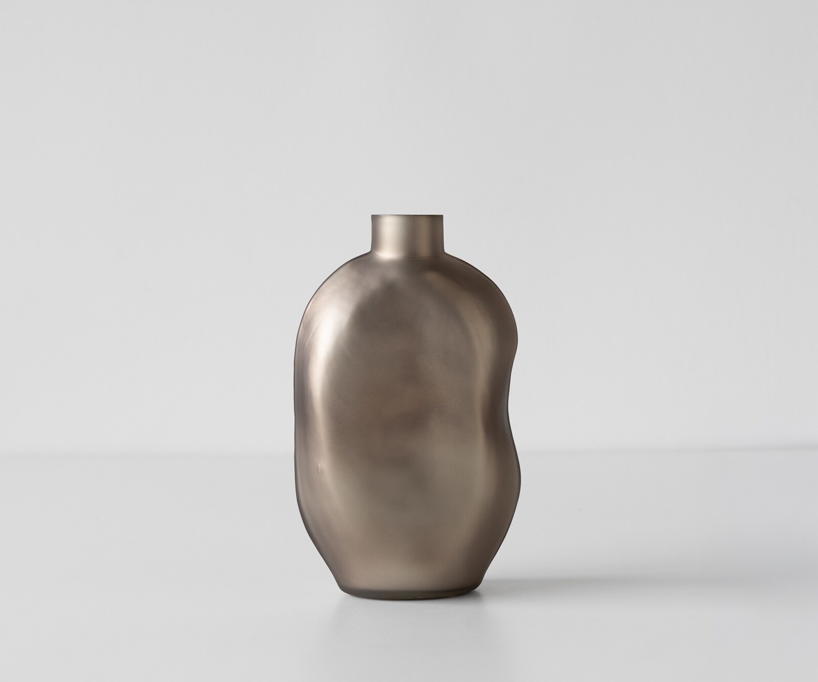 Vase Mireva B15 x T9 x H27 cm Glas Opal Mundgeblasen 1