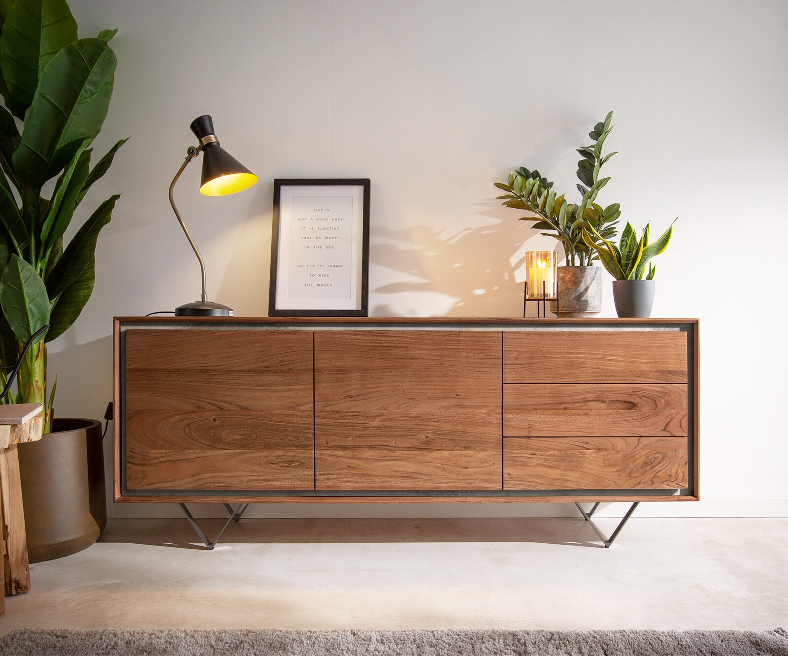 Sideboard Stonegrace 175 cm Akazie Braun Steinfurnier 2 Türen 3 Schubladen V-Fuß Schwarz 1