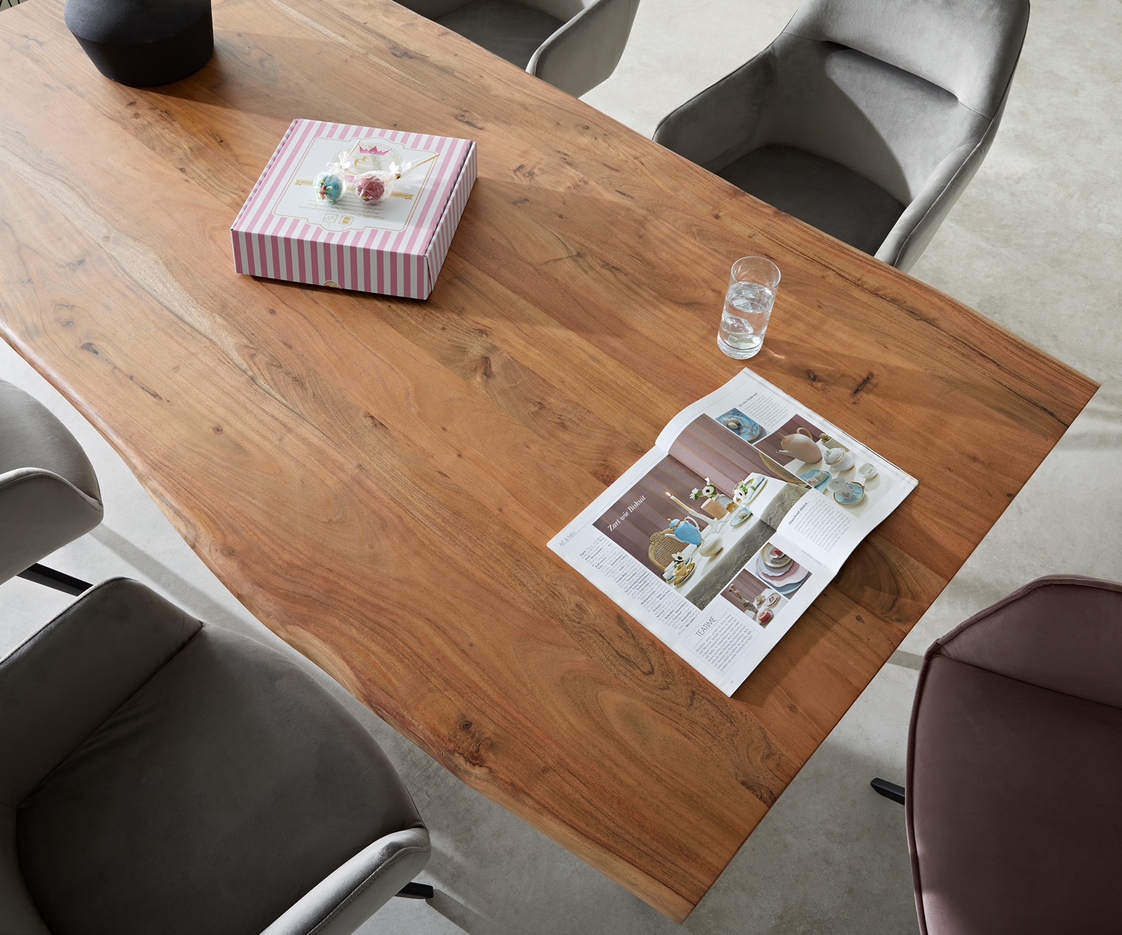 Esstisch Edge 200x100 XL Akazie Natur Metall Schräg Live-Edge 2 Esstisch Edge 200x100 XL Akazie Natur Metall Schräg Live-Edge 2