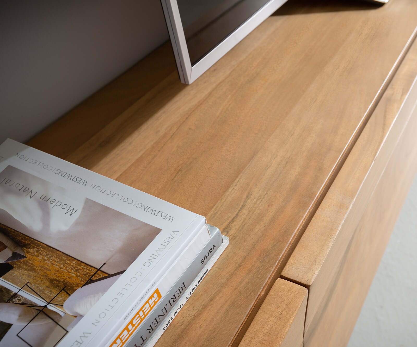 Lowboard Kayu 240 cm Akazie Natur 4 Türen V-Fuß 3