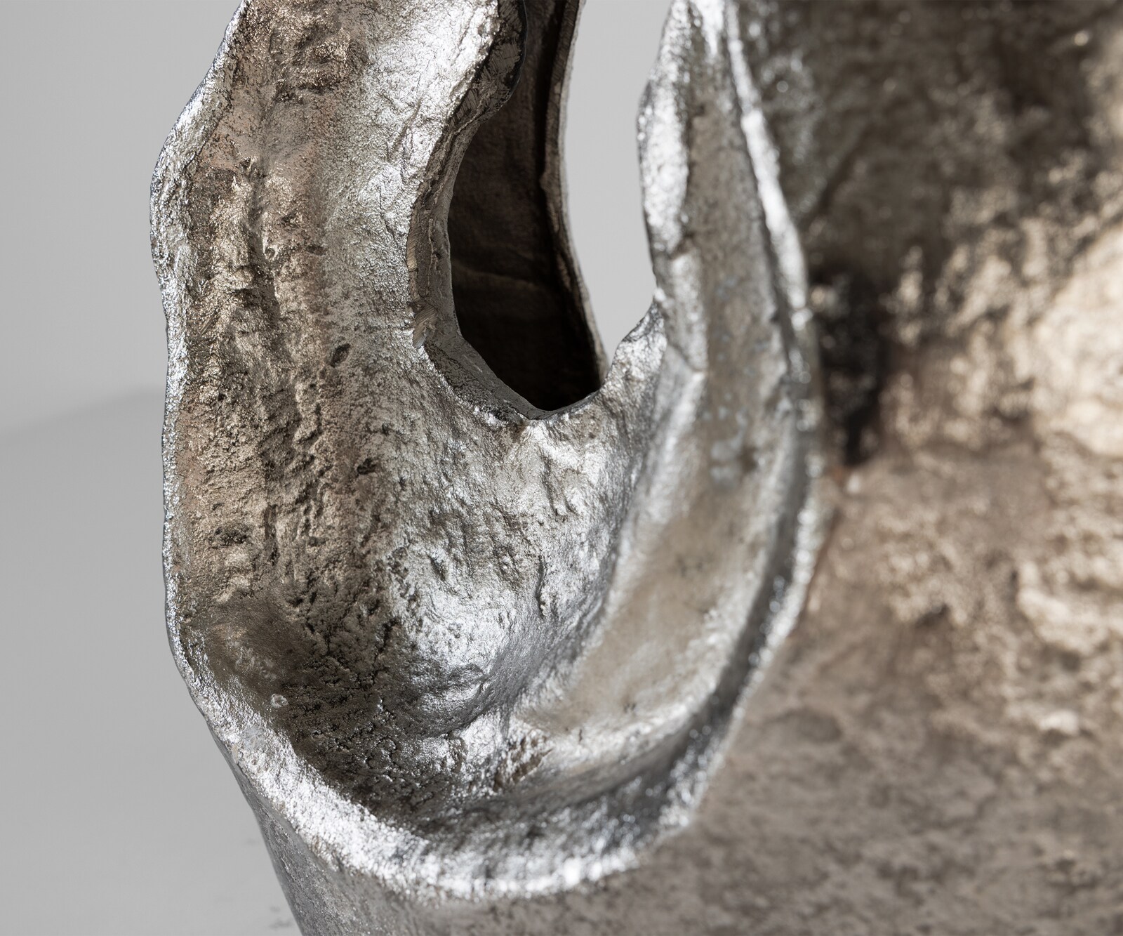 Skulptur Nexora B34 x T17 x H40 cm Aluminium Platin Handgemacht 2