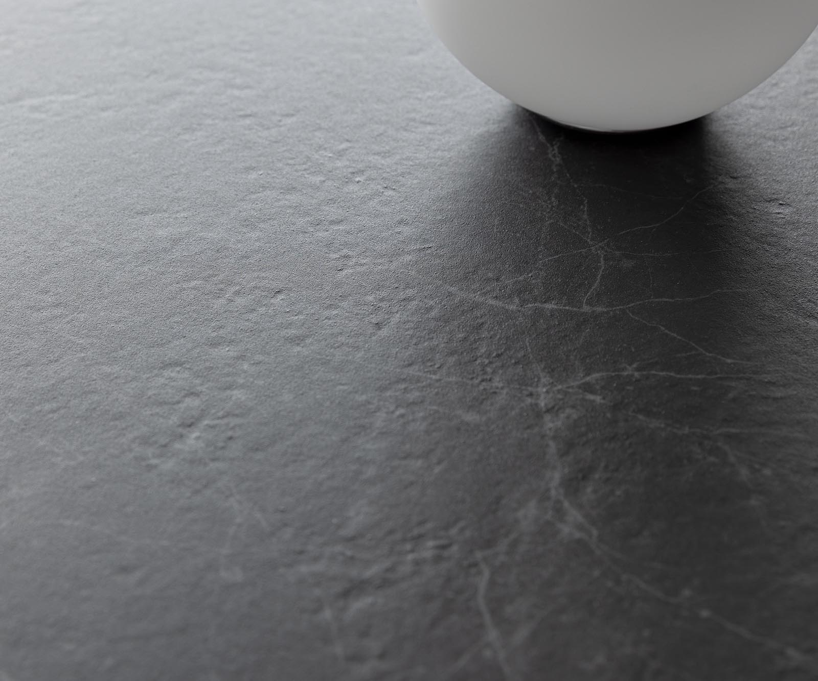 Esstisch Edge 300x100 Keramik Laminam® Nero Greco Anthrazit Infinity Metall Schwarz 3