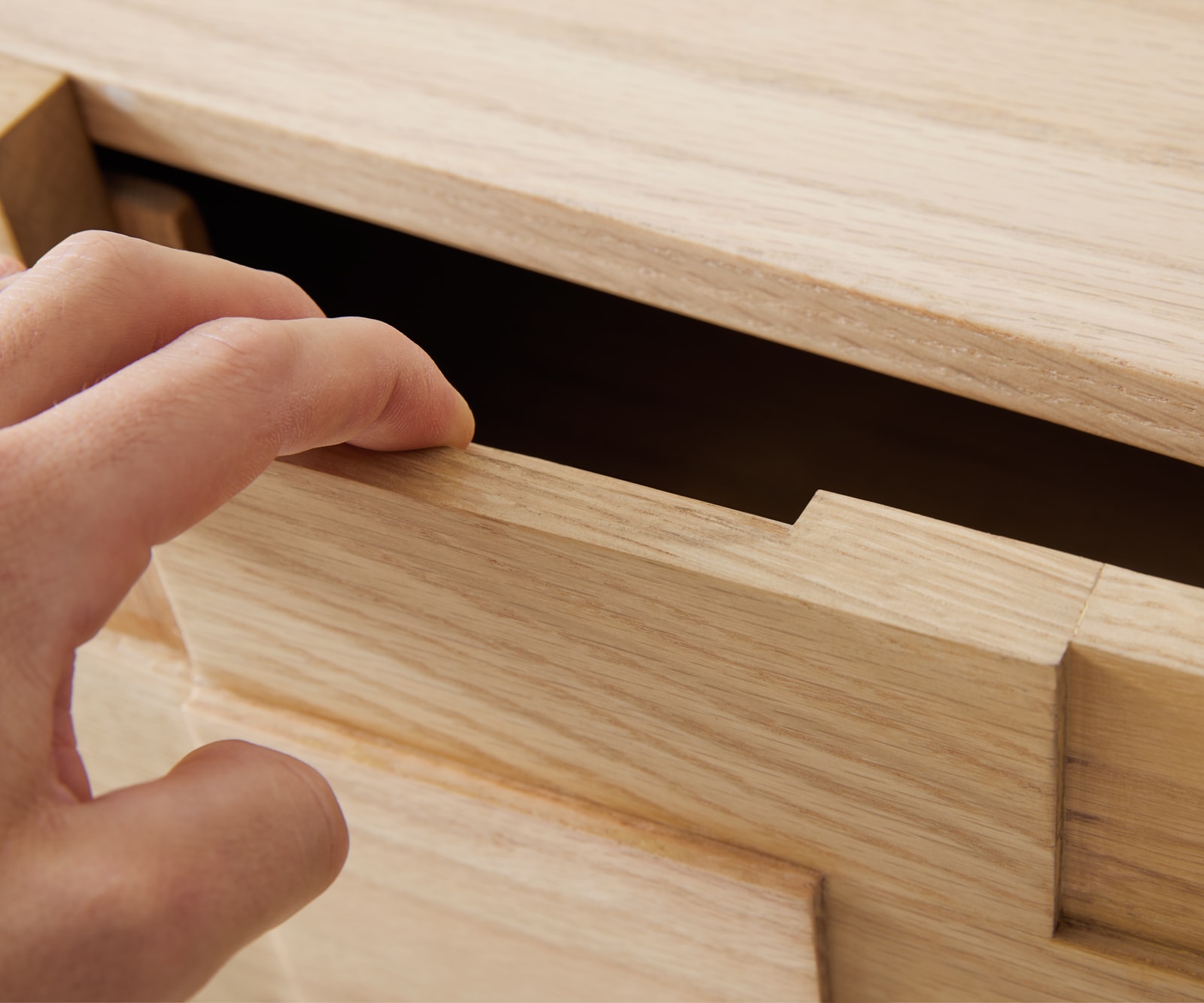 Sideboard Puzzle 175 cm Eiche Natur 3 Türen Fuß schwebend Metall Schwarz 5