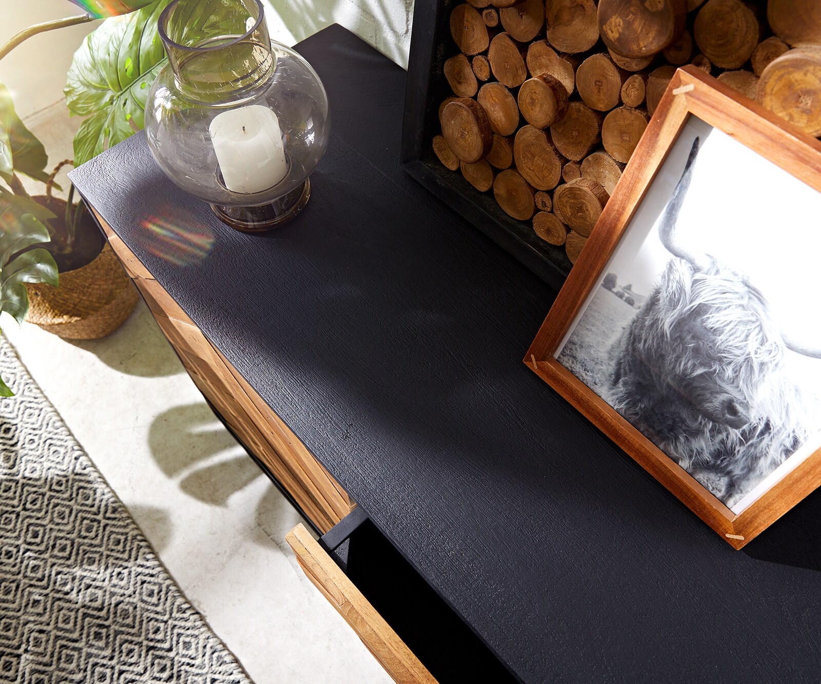 Sideboard Famke 145 cm Mango Teak 2 Türen 3 Schubladen 5