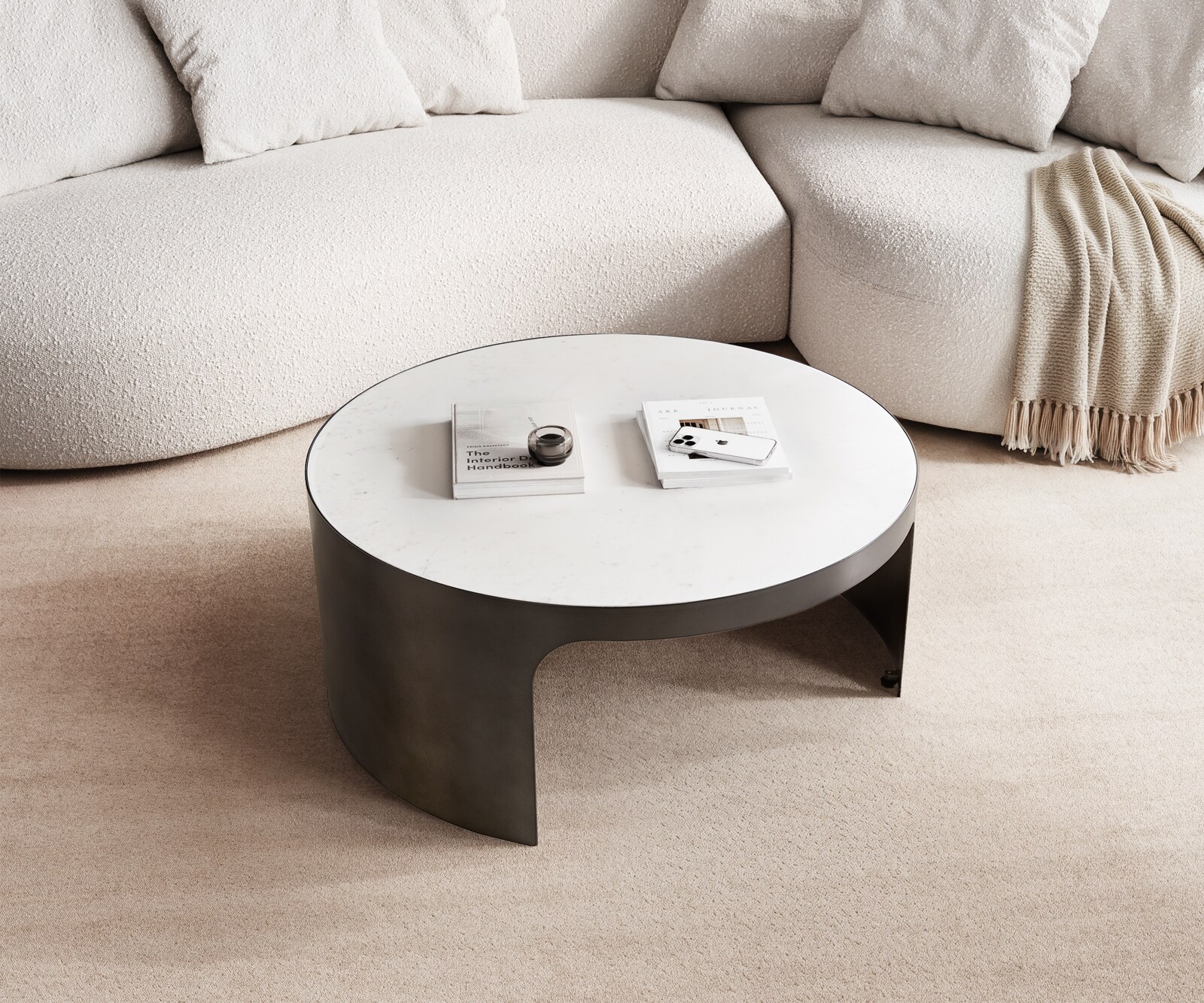 Couchtisch Alerio 90x90 cm Marmor Weiß Metall Black Antique 2